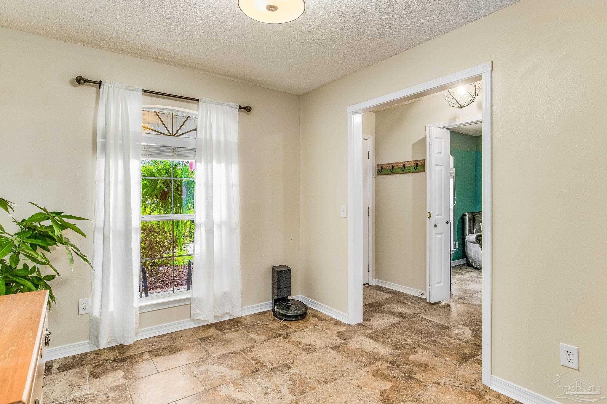 1107 Longview Ct
