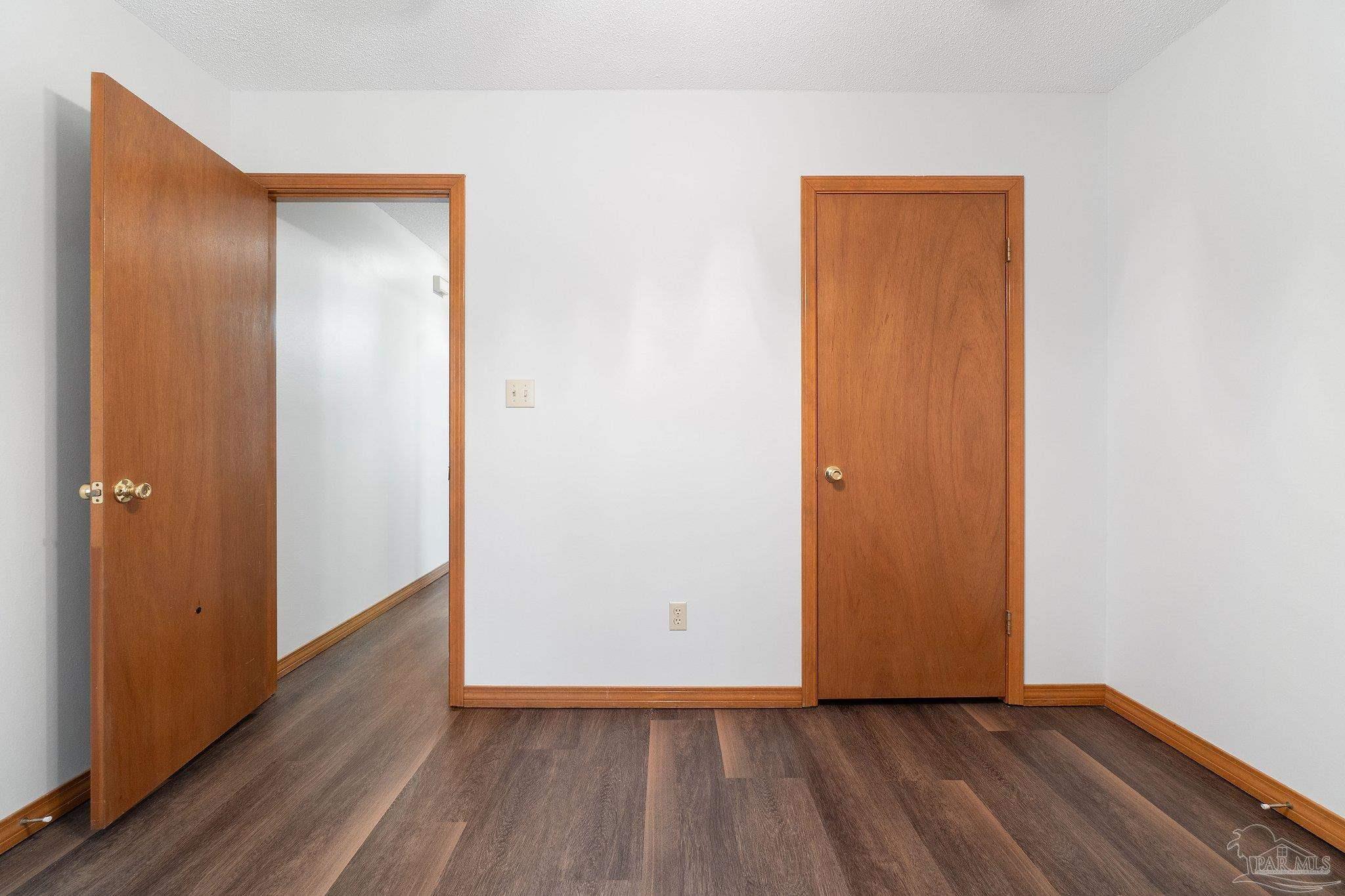 4905 Andrea Ln