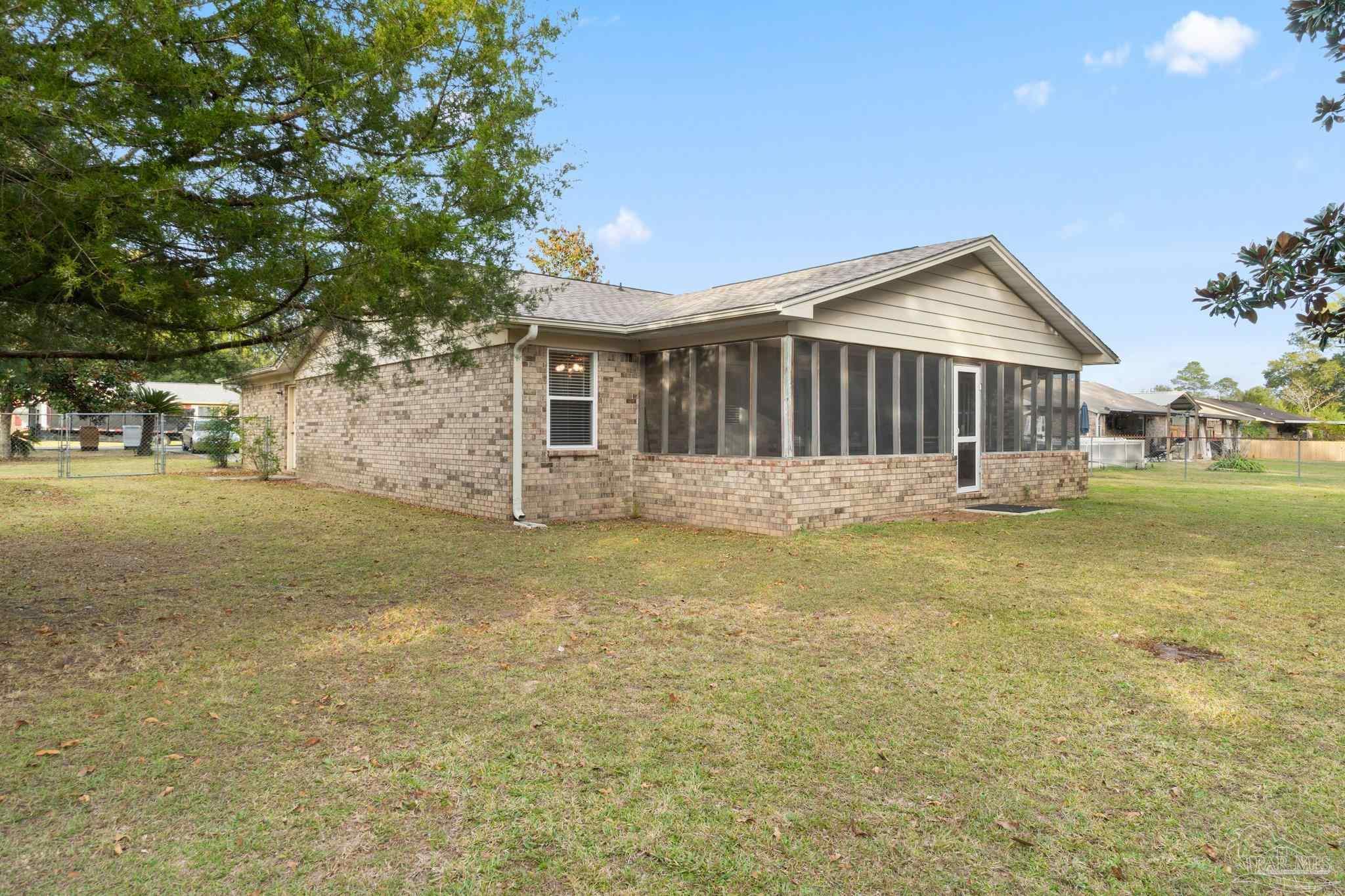 4905 Andrea Ln