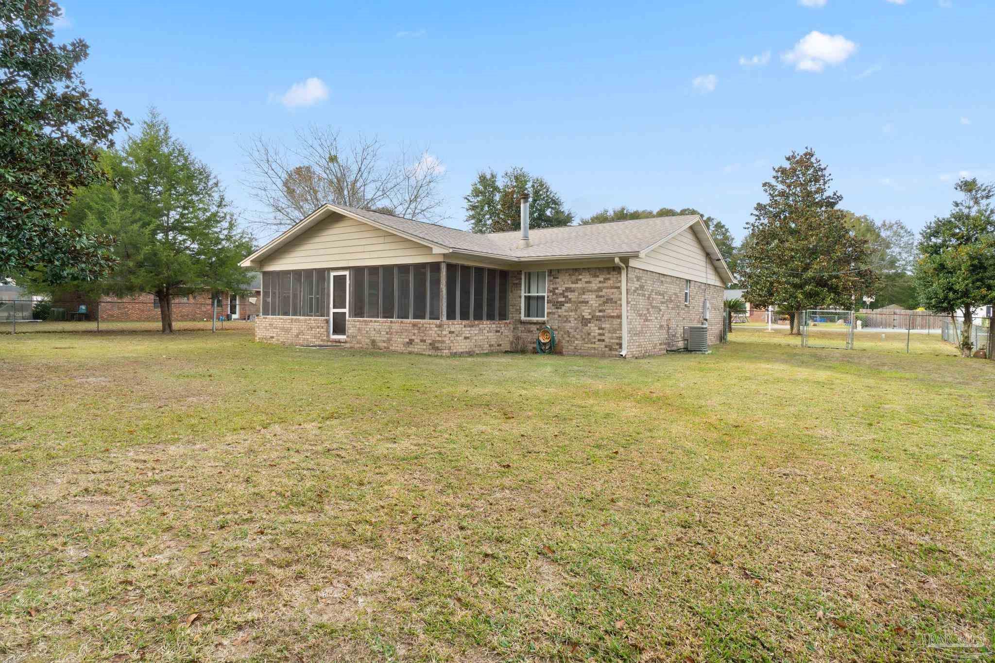 4905 Andrea Ln