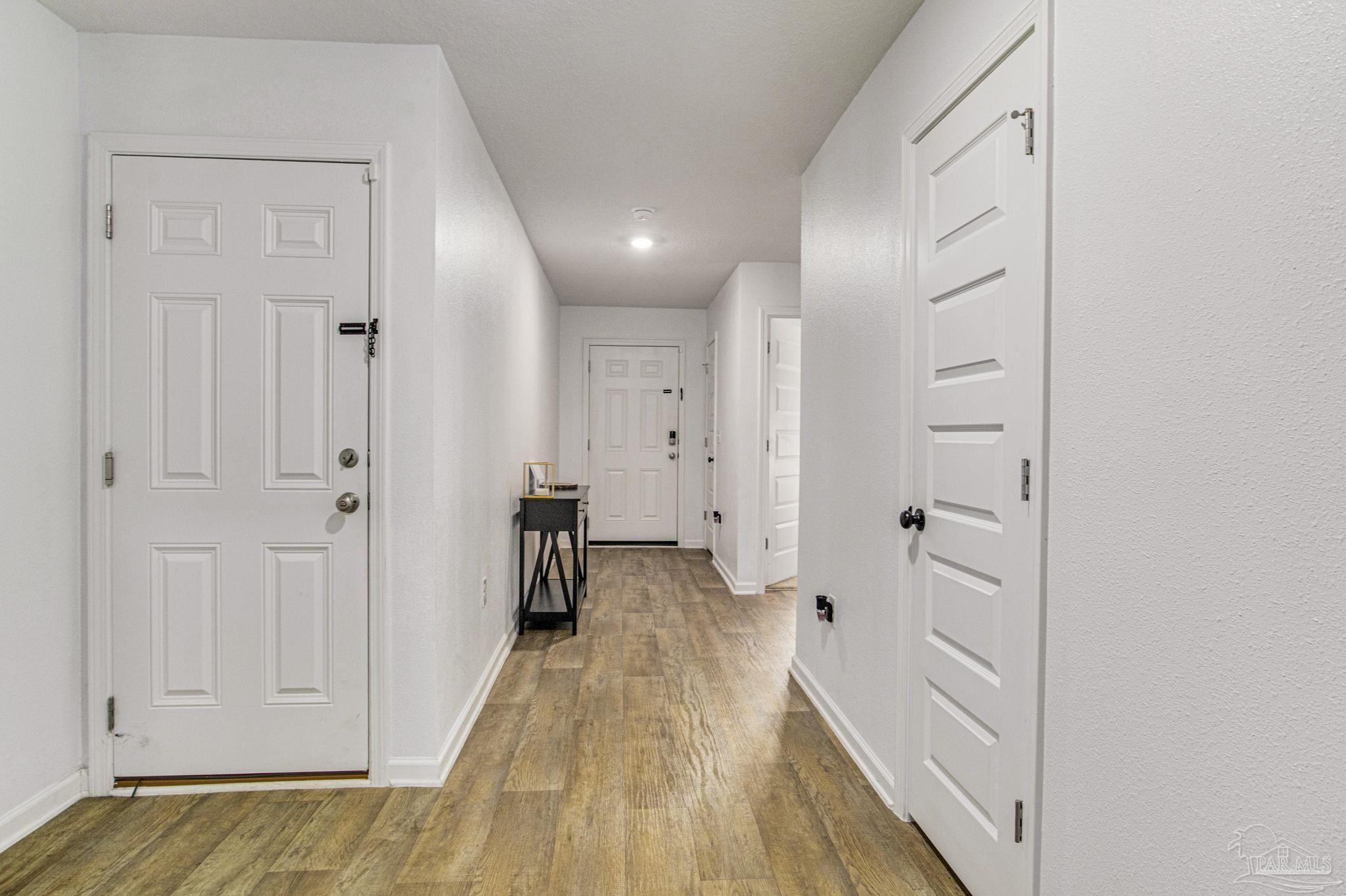 5673 Guinevere Ln
