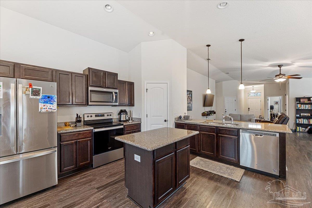 4387 Thistle Pine Ct