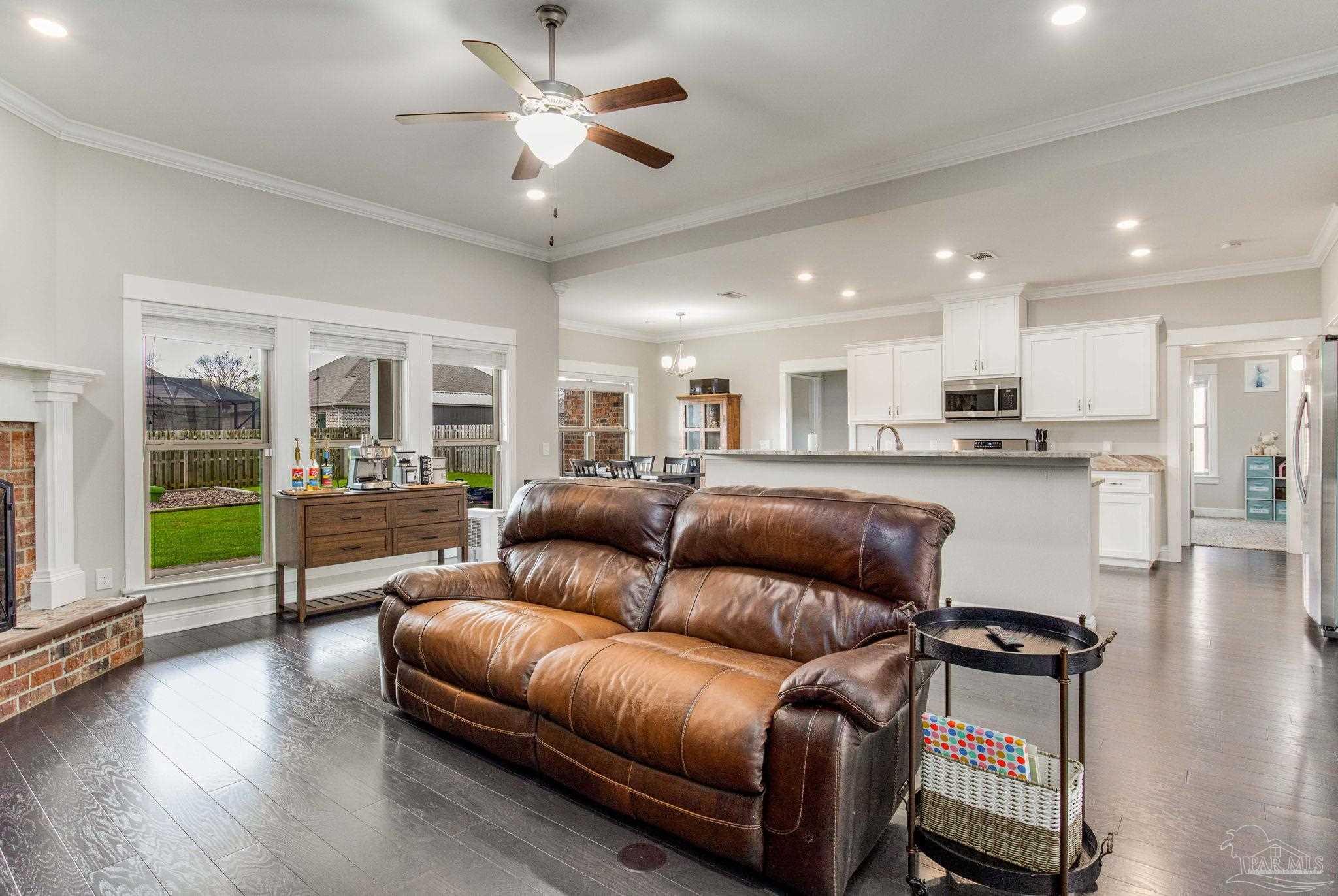 1547 Cadence Loop