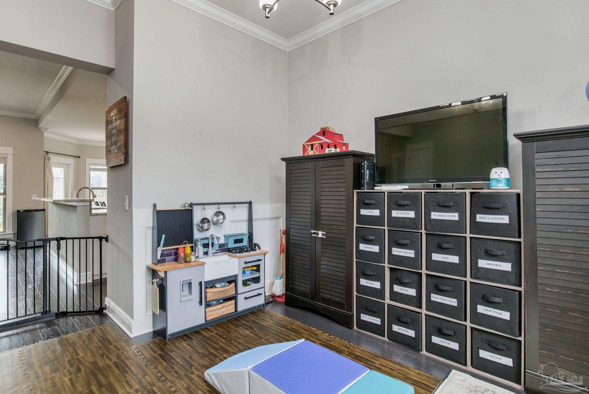 1547 Cadence Loop