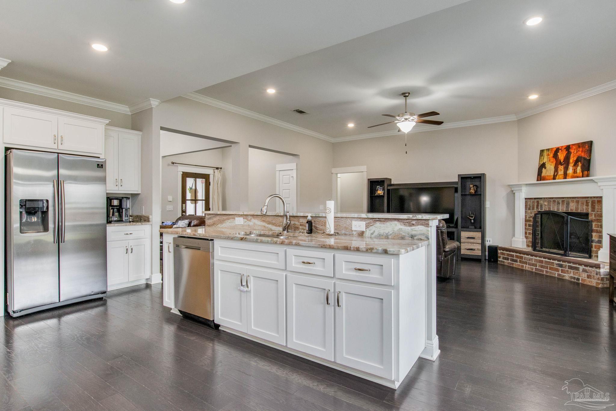 1547 Cadence Loop