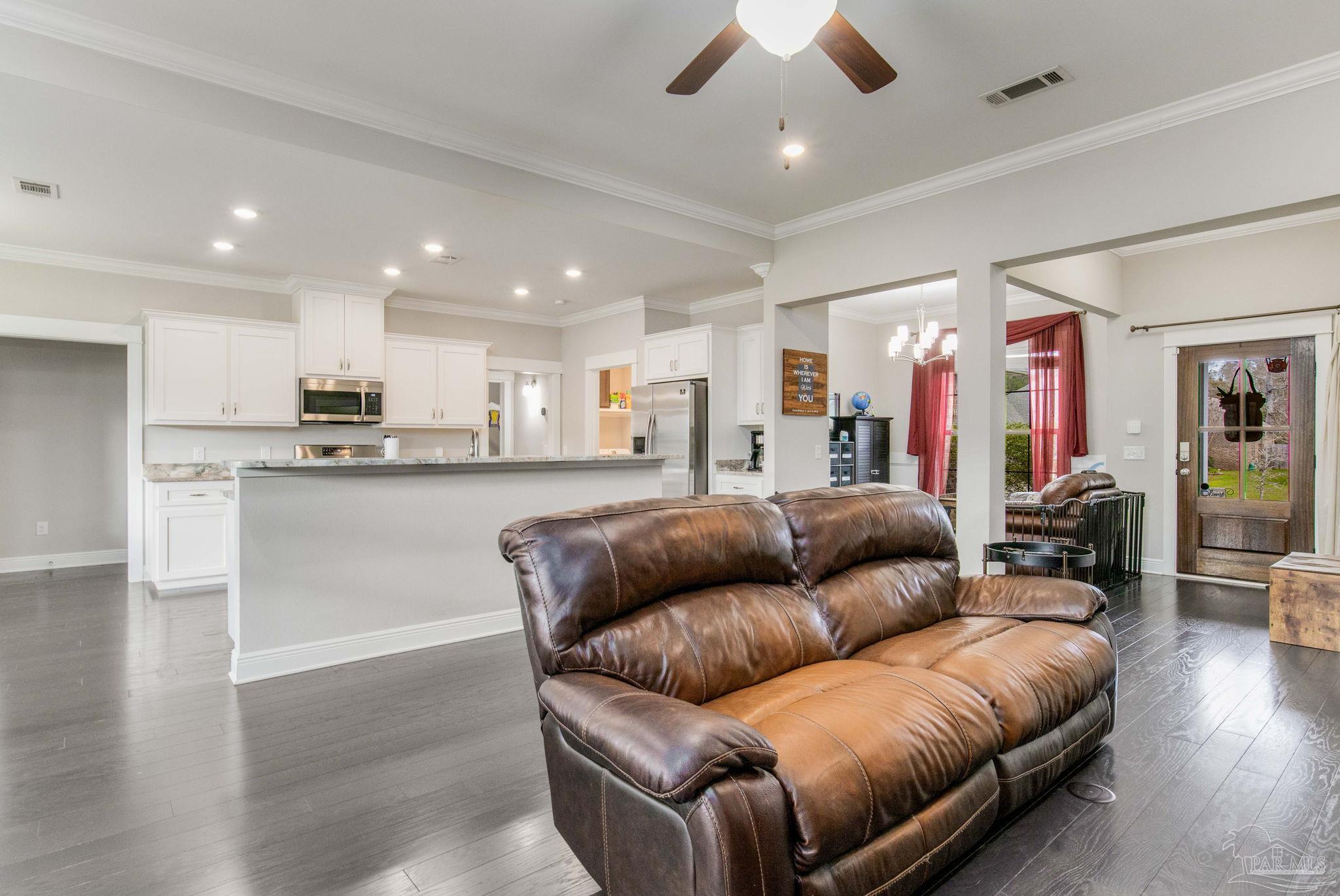 1547 Cadence Loop