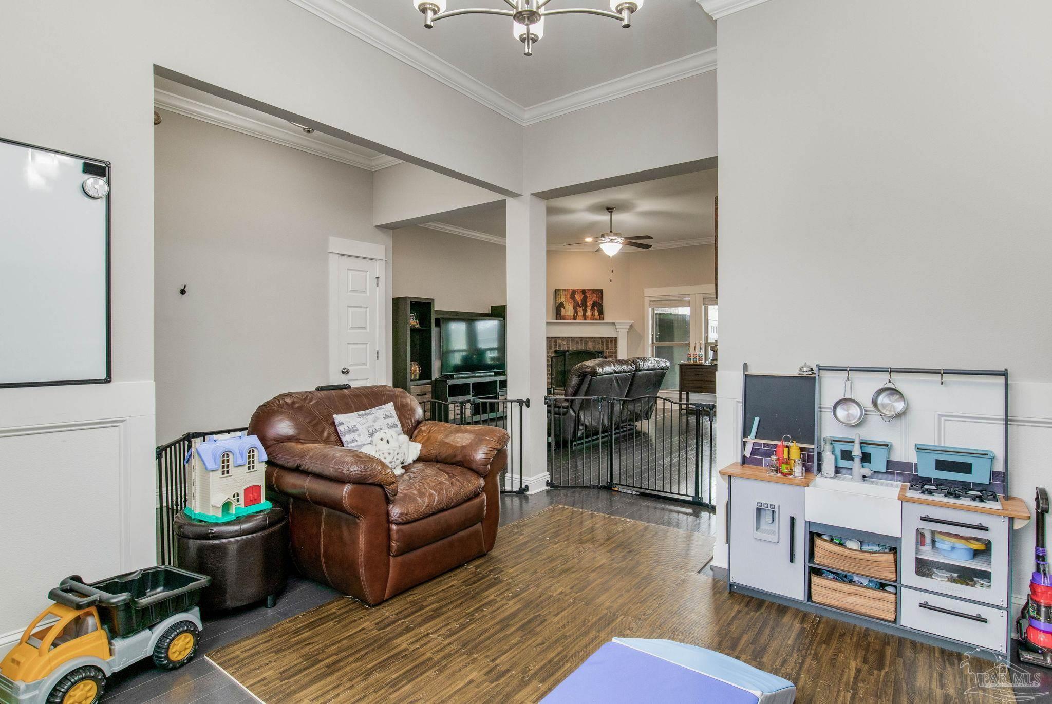 1547 Cadence Loop