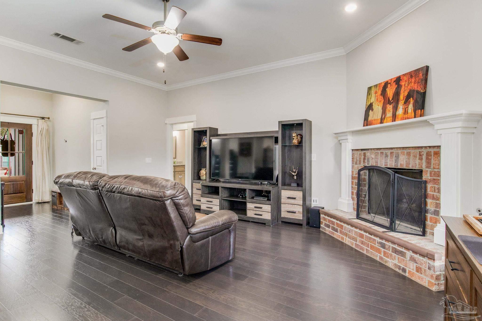 1547 Cadence Loop