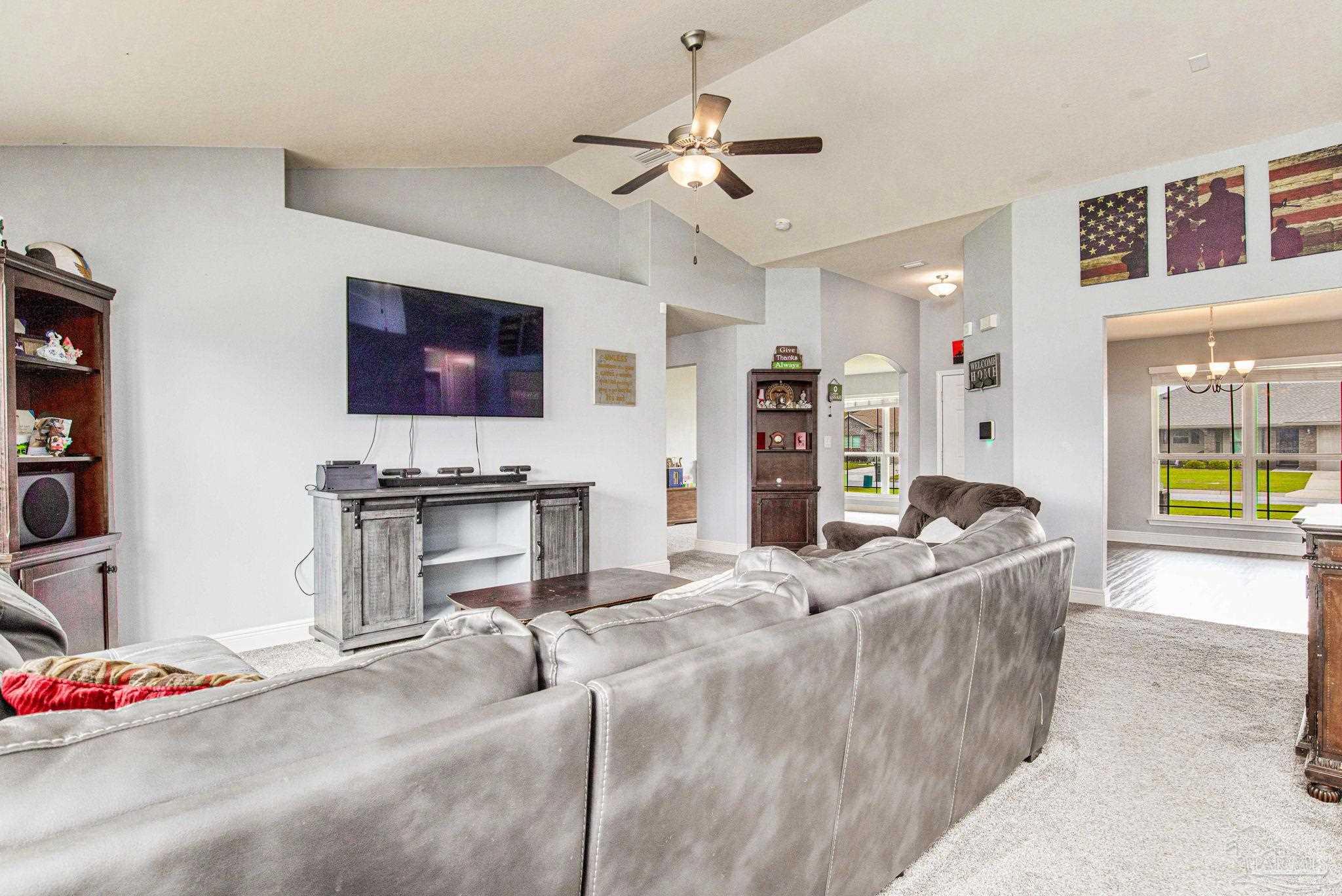 6391 Apple Ridge Dr