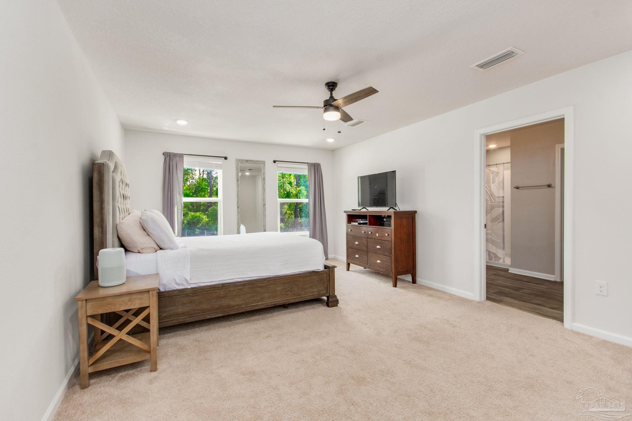 10580 Queens Gate Cir