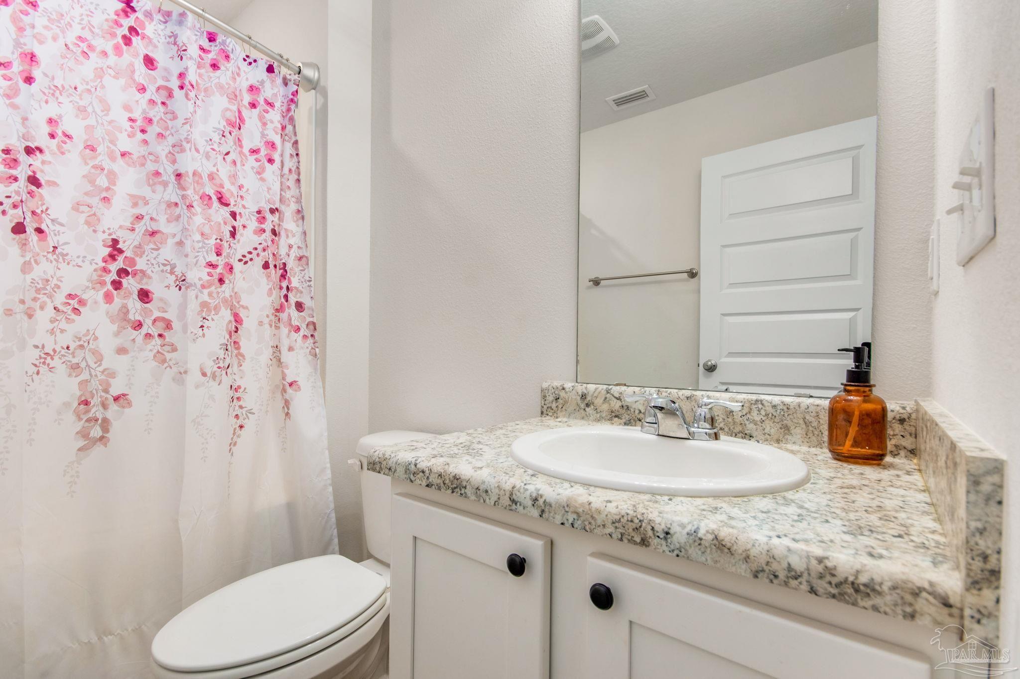 10580 Queens Gate Cir