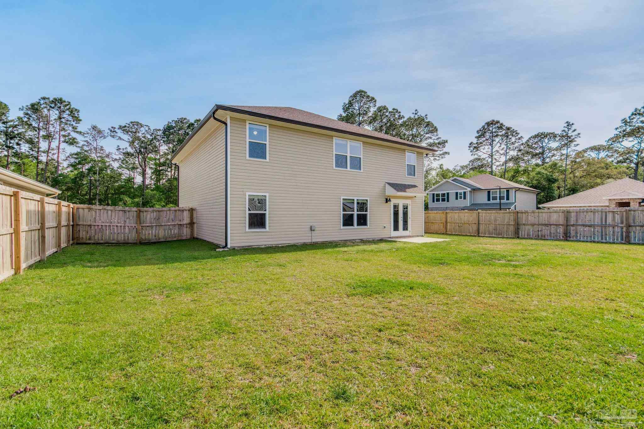 10580 Queens Gate Cir