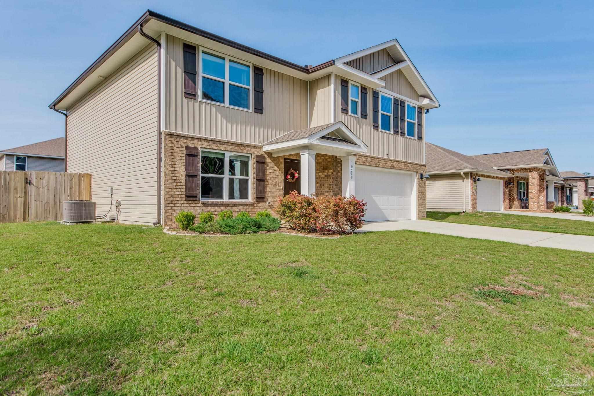 10580 Queens Gate Cir