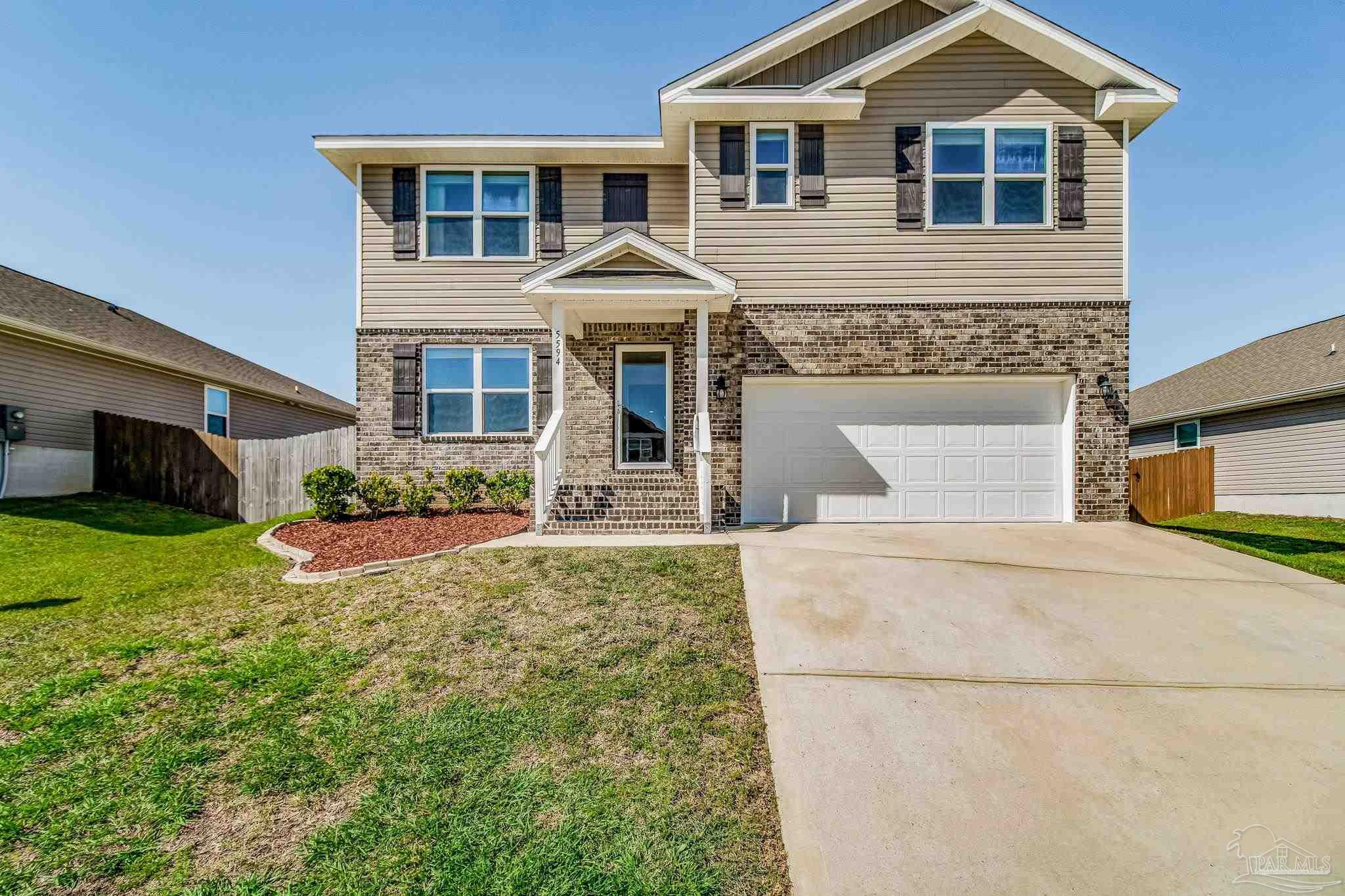 5594 Guinevere Ln