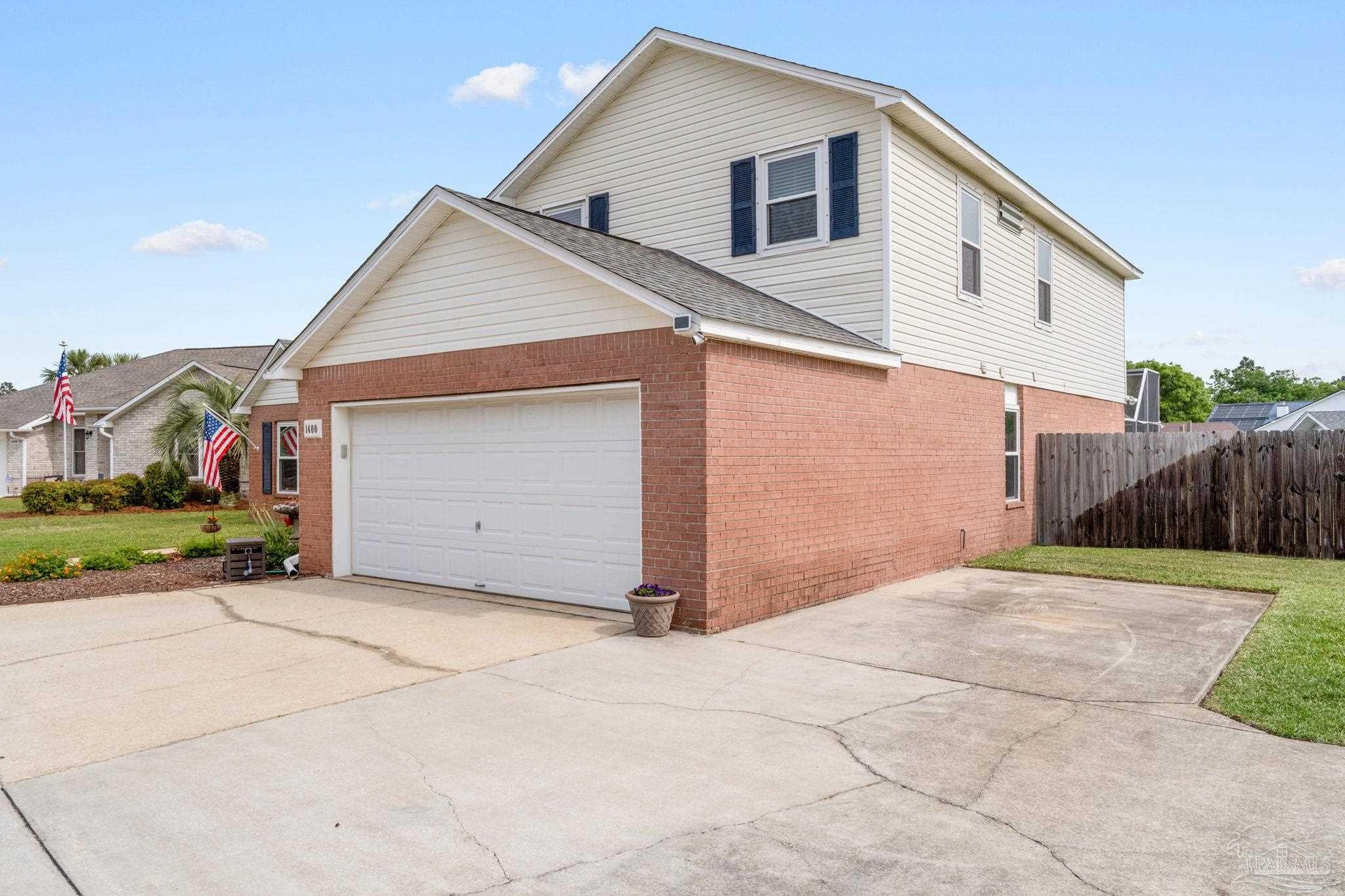 1400 Cacao Ln