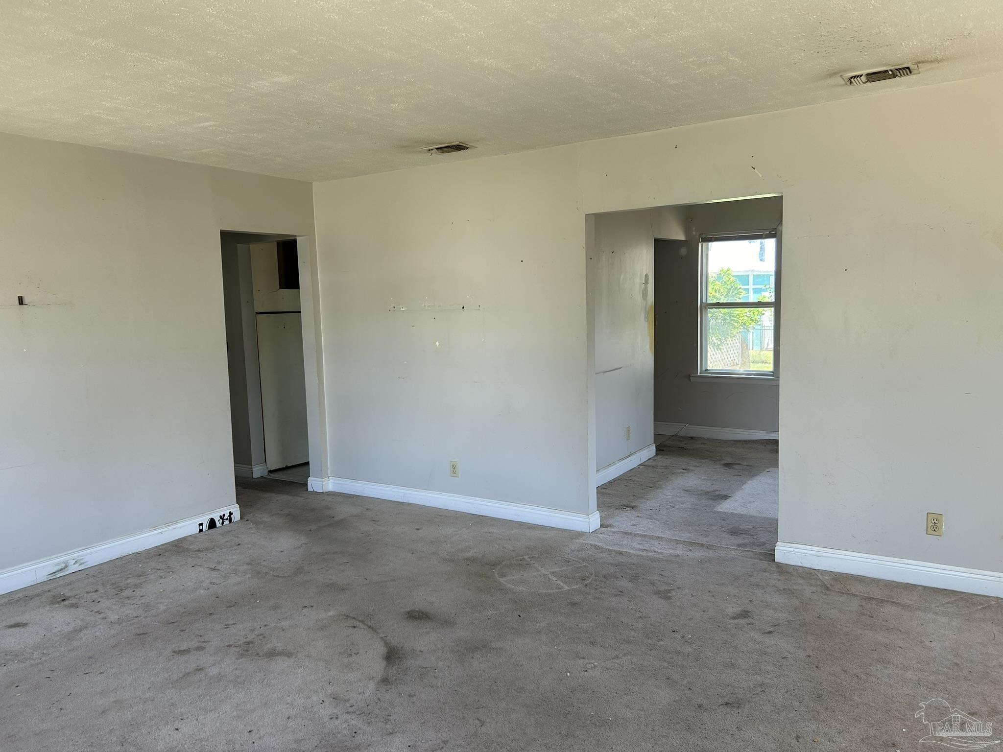 215 Berry Rd