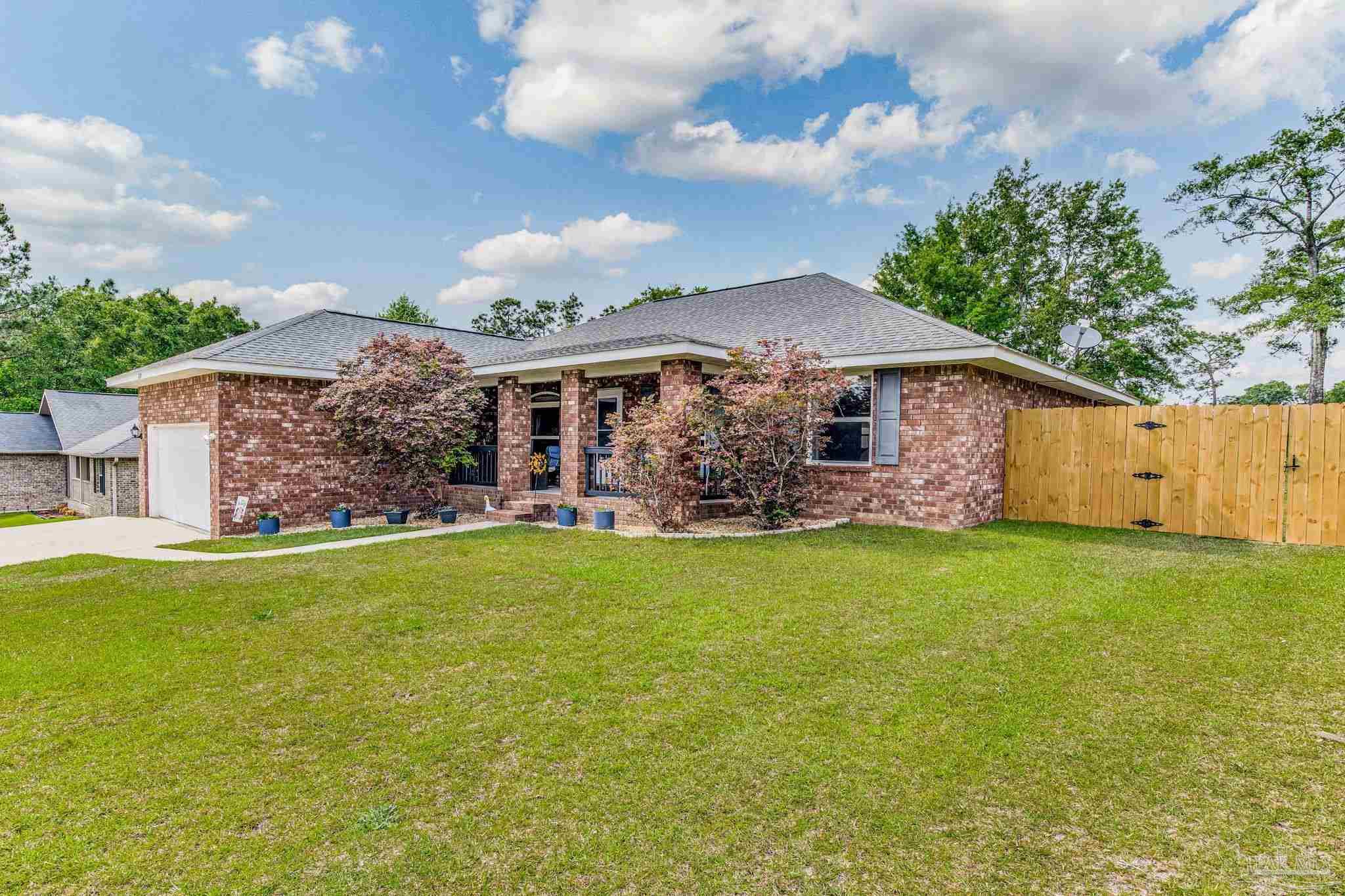 1630 Twin Pines Cir