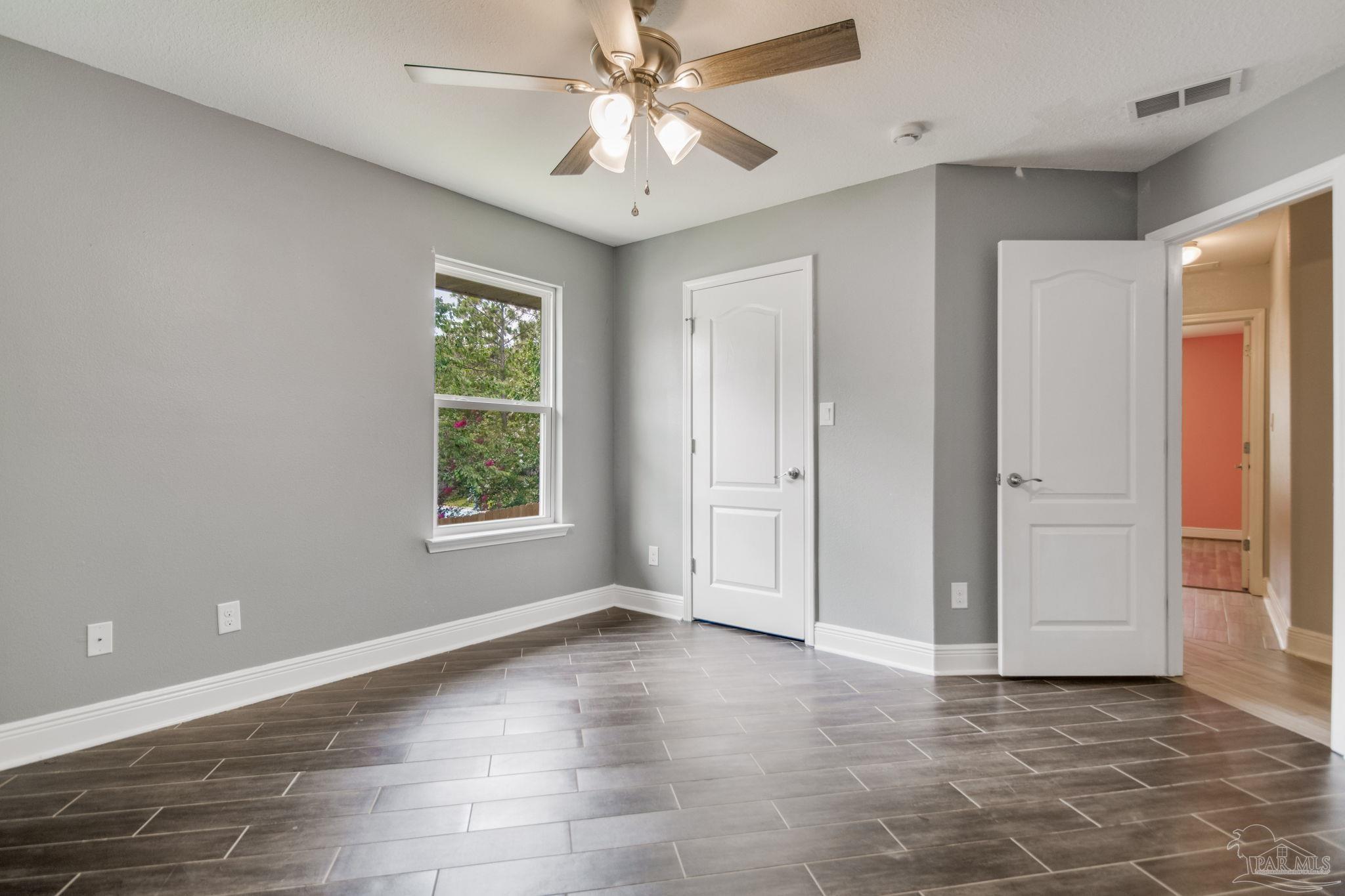1630 Twin Pines Cir