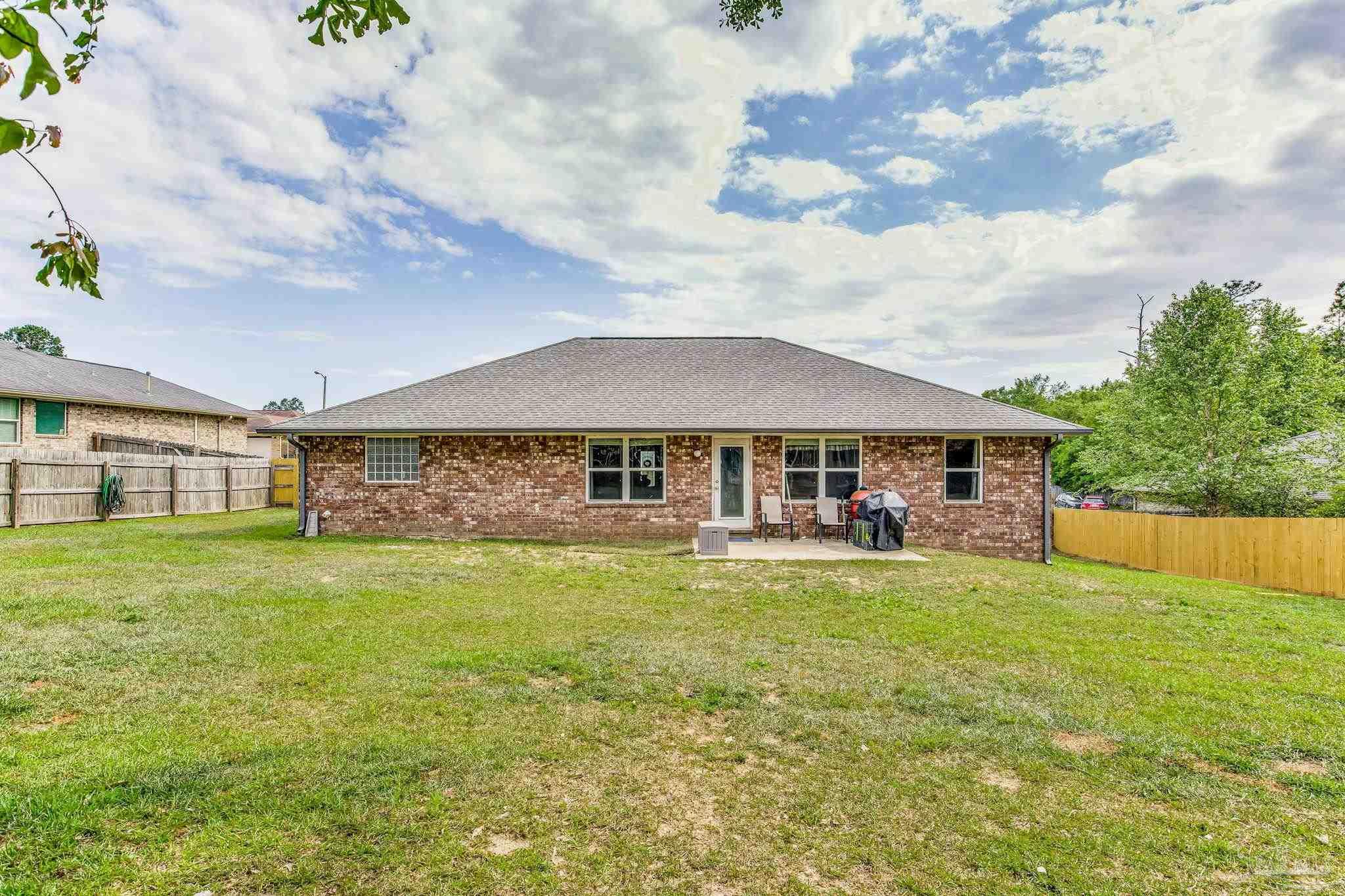 1630 Twin Pines Cir