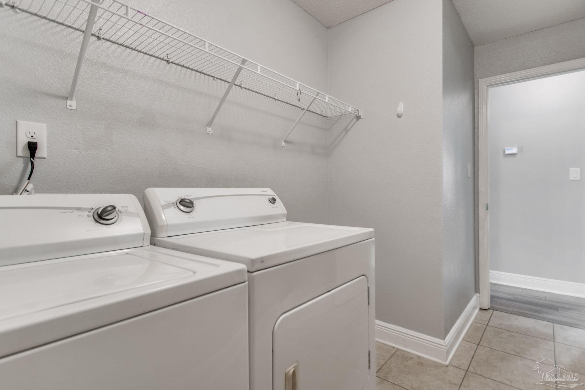 1630 Twin Pines Cir