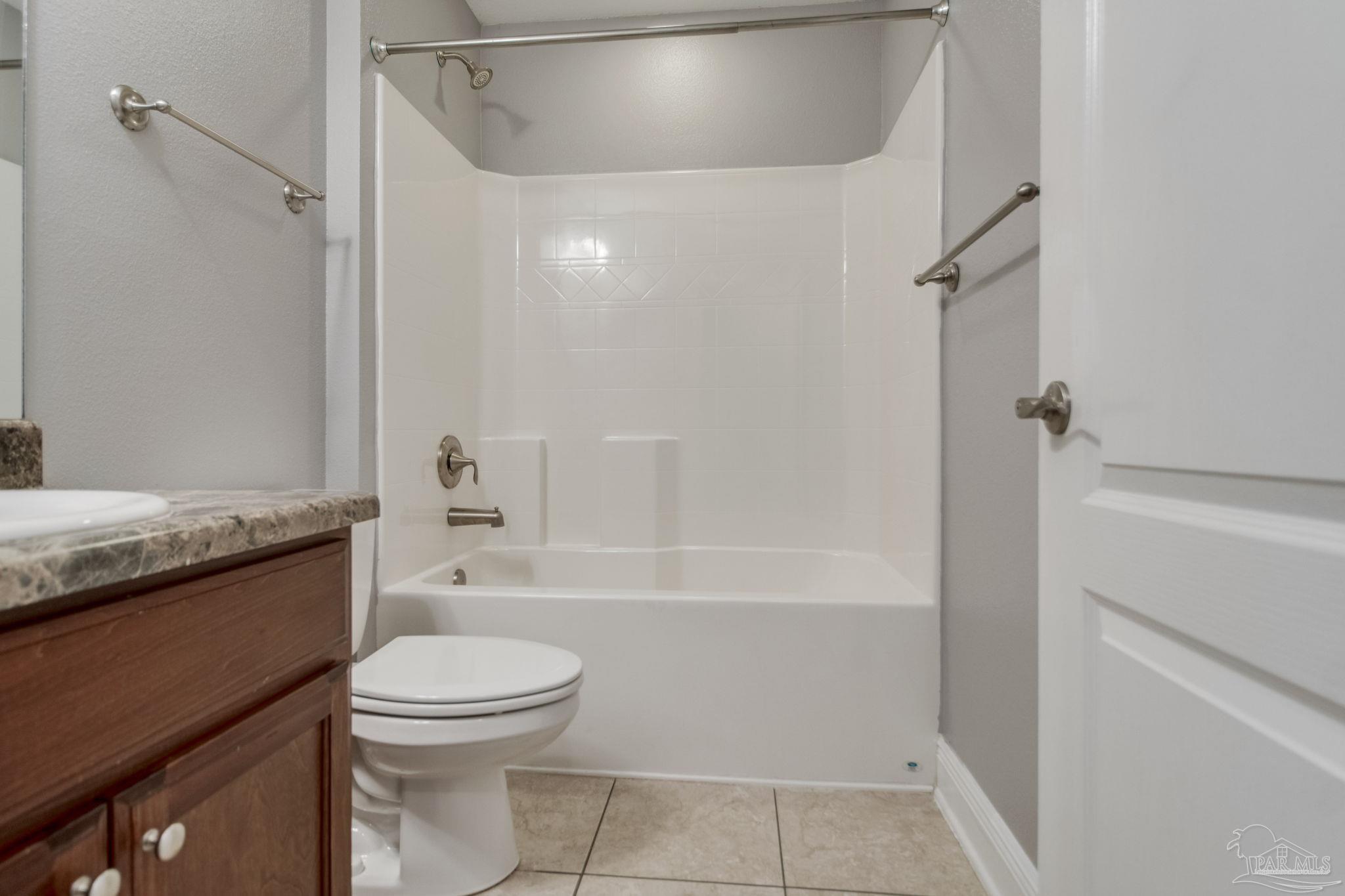1630 Twin Pines Cir
