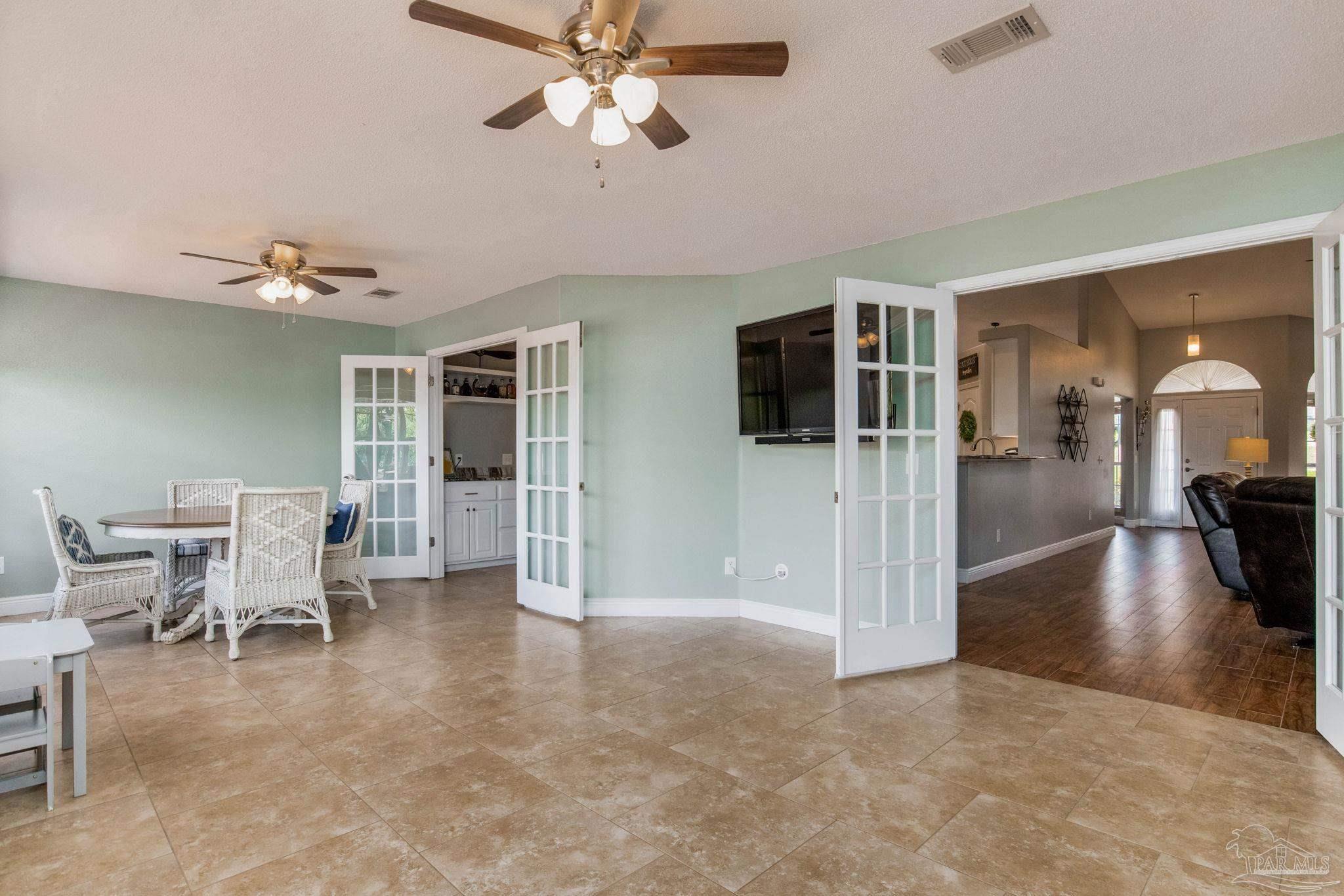 5574 Colinas Verde Dr