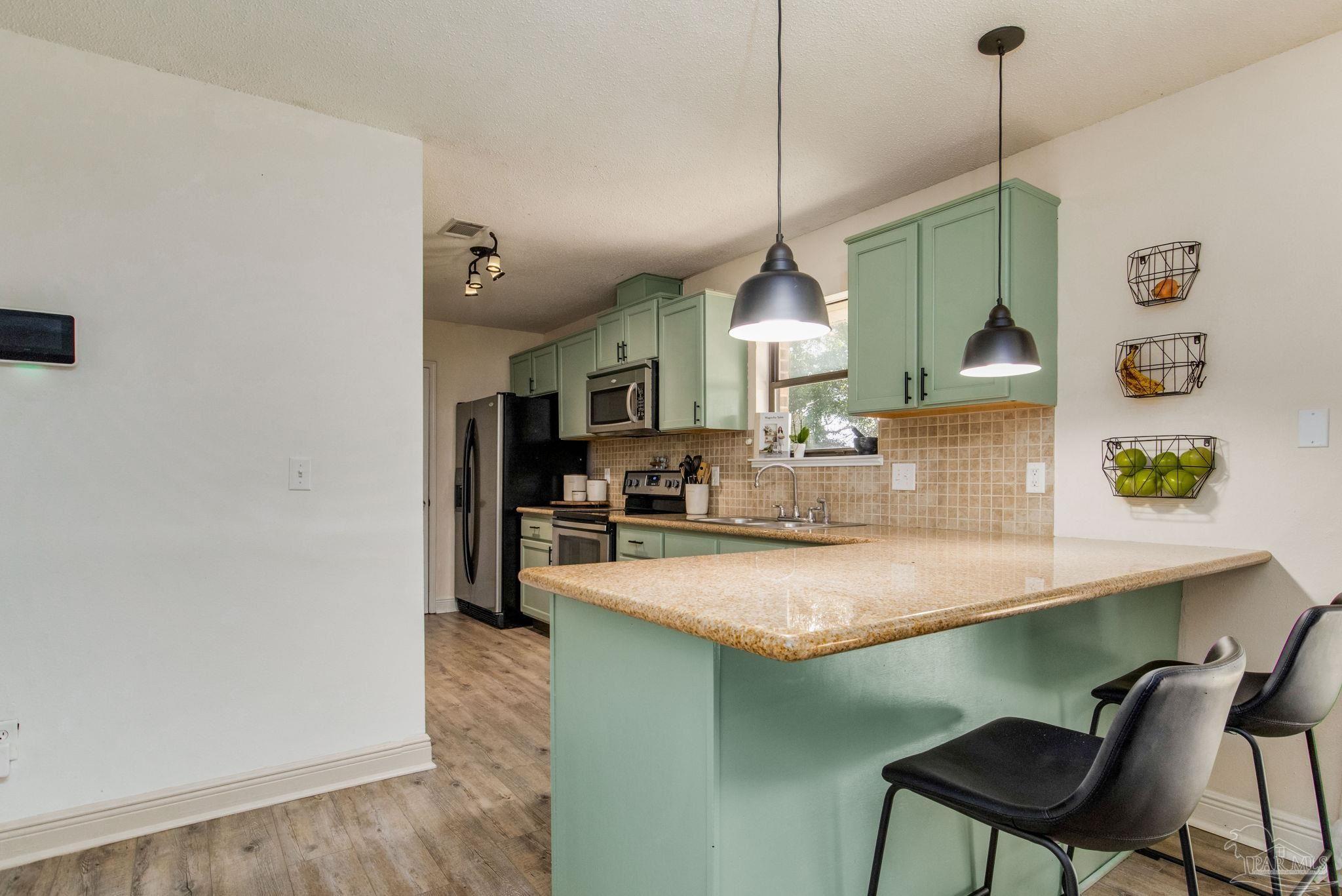 4252 Wellington Dr