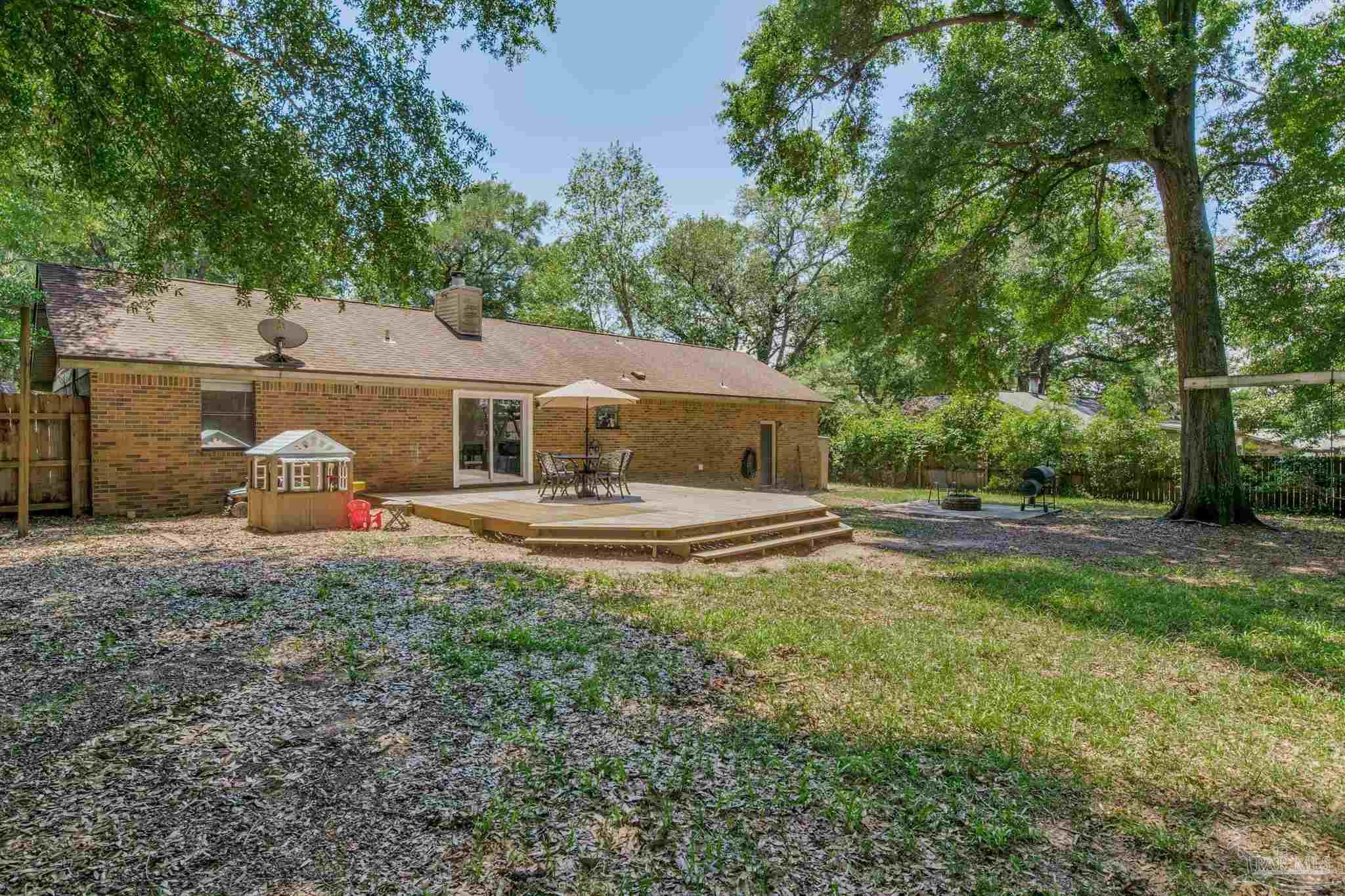 4252 Wellington Dr