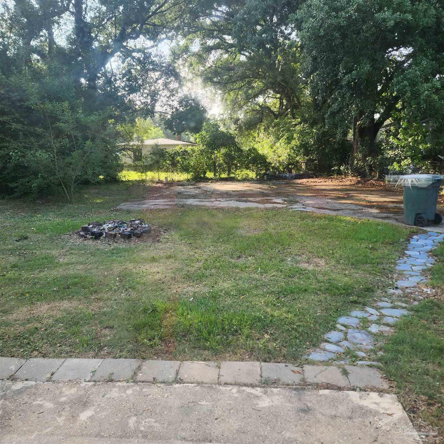 60 Norwood Dr