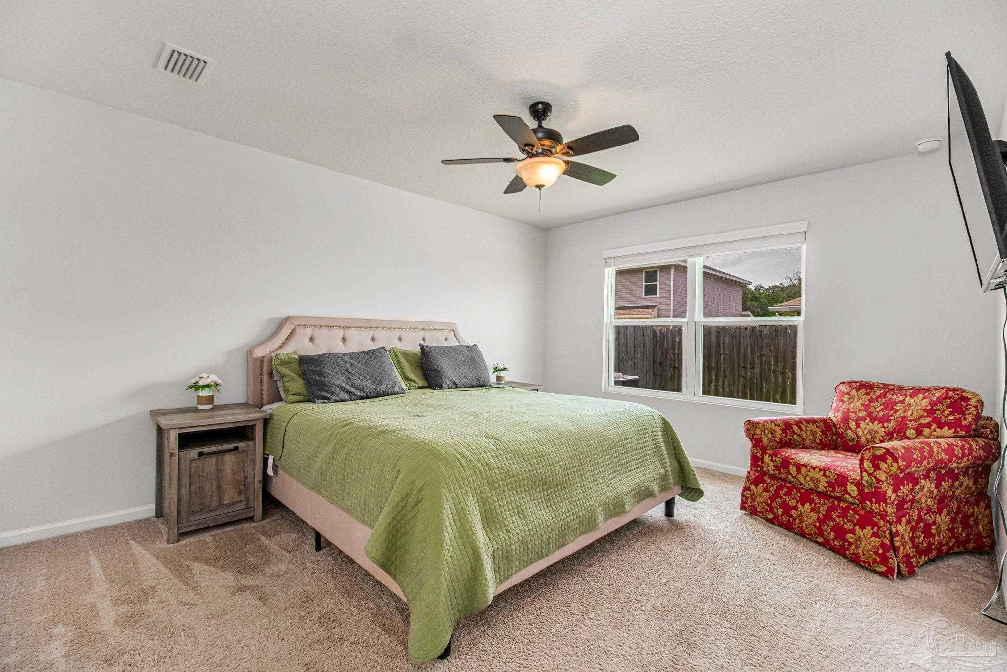10576 Queens Gate Cir