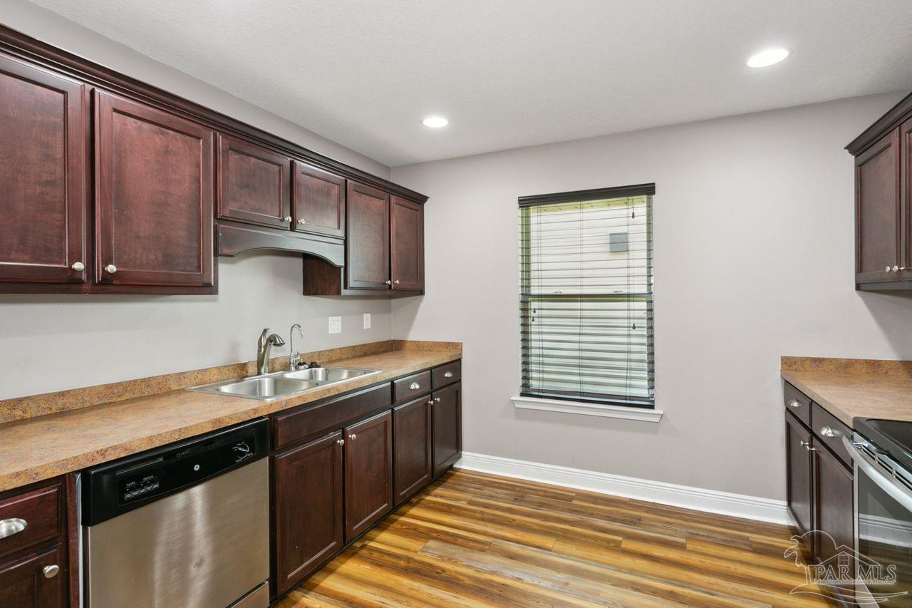 3782 Weatherstone Cir