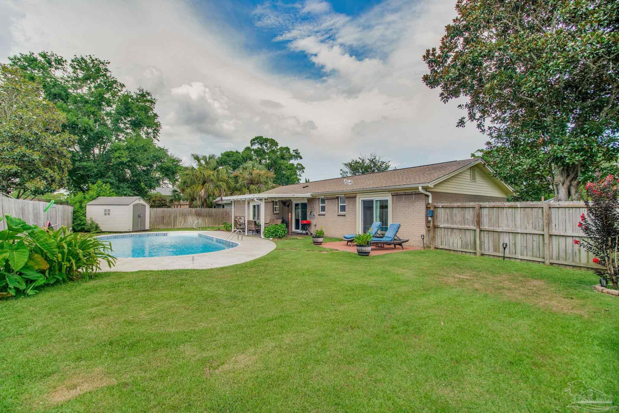 5475 Groves Ct