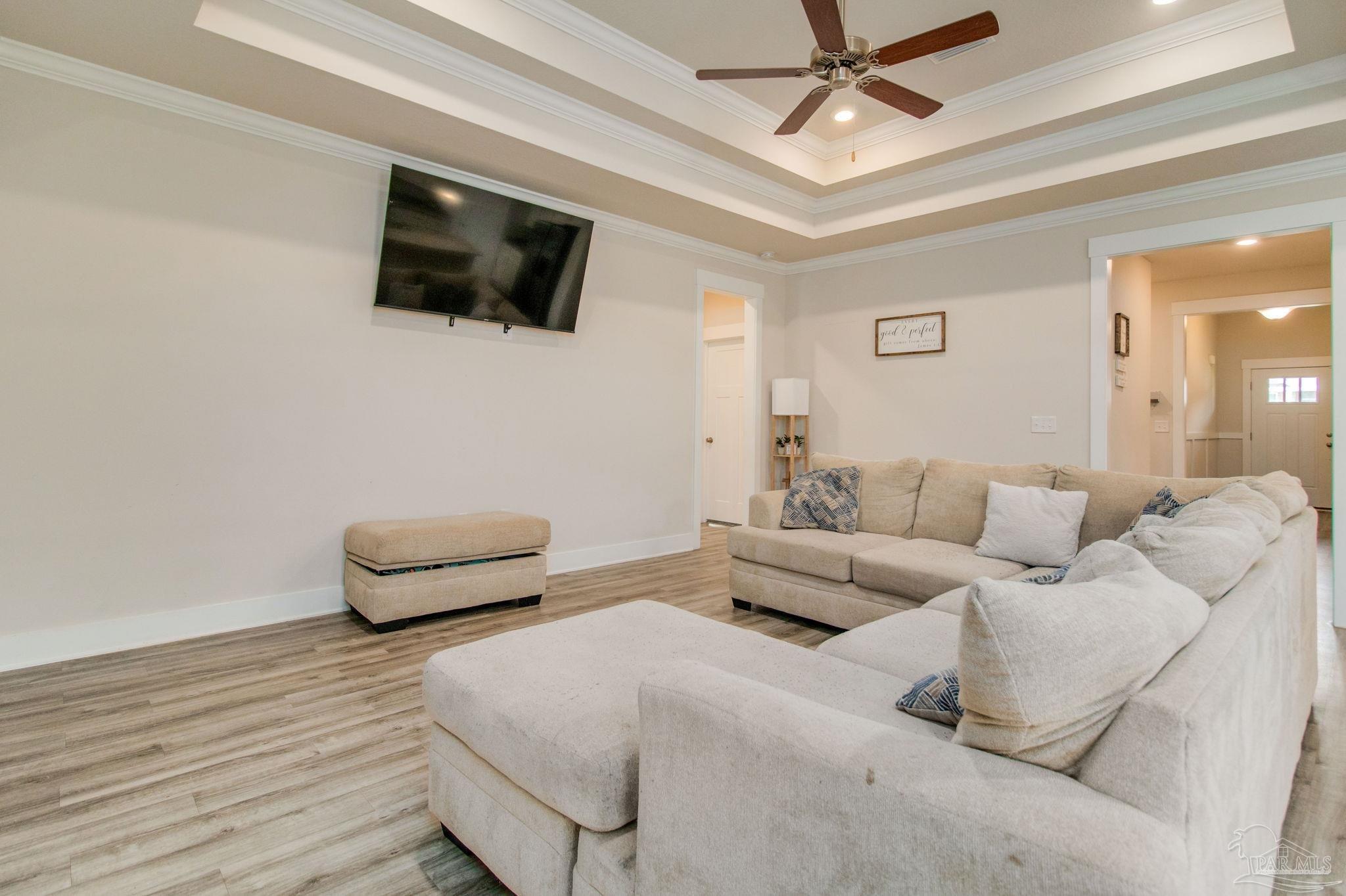 6204 Sonoma Ln
