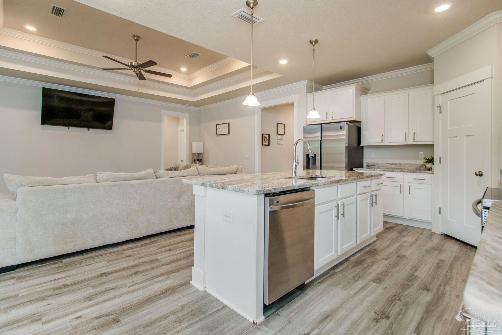 6204 Sonoma Ln