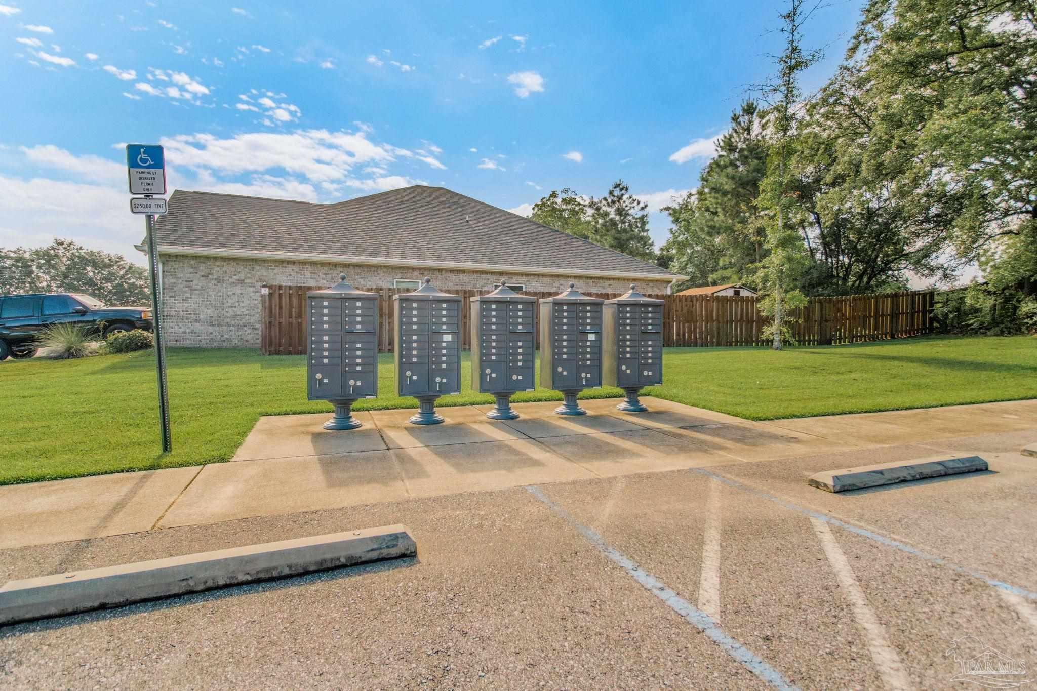 6204 Sonoma Ln