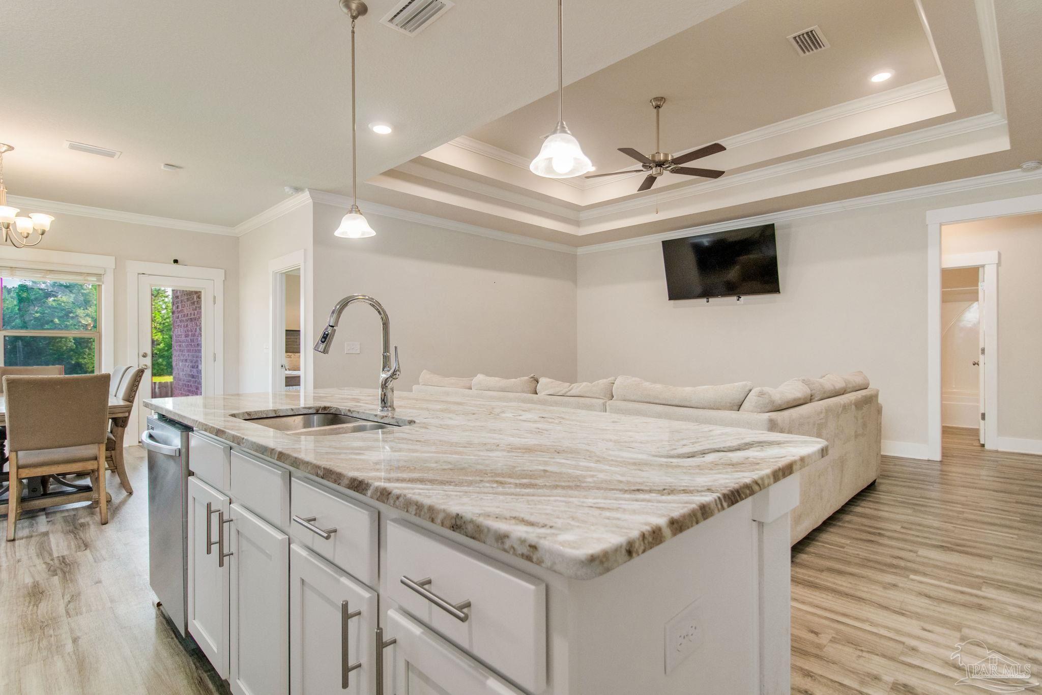 6204 Sonoma Ln