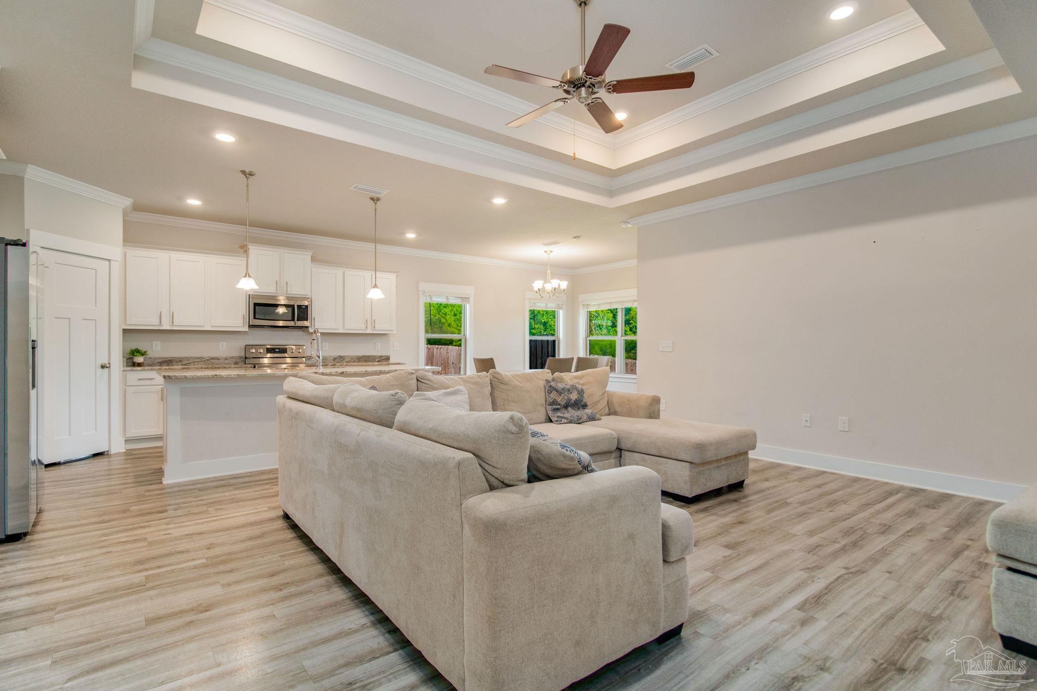 6204 Sonoma Ln
