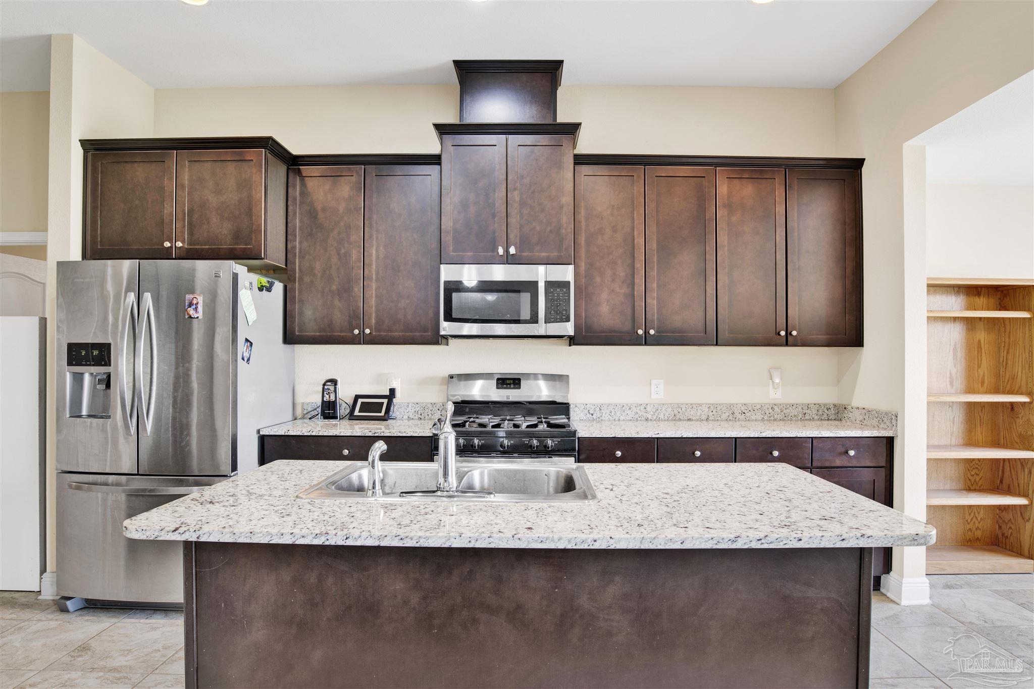 7761 Fieldcrest Ct