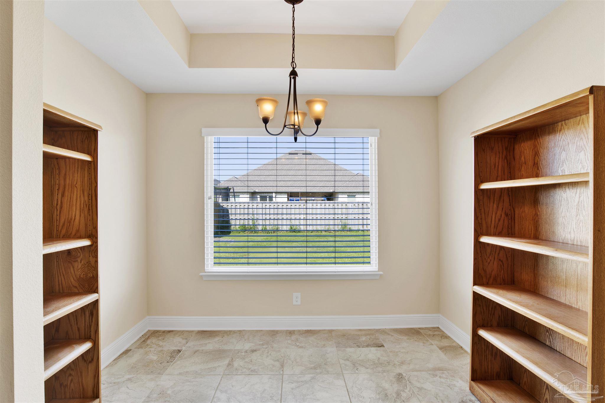 7761 Fieldcrest Ct