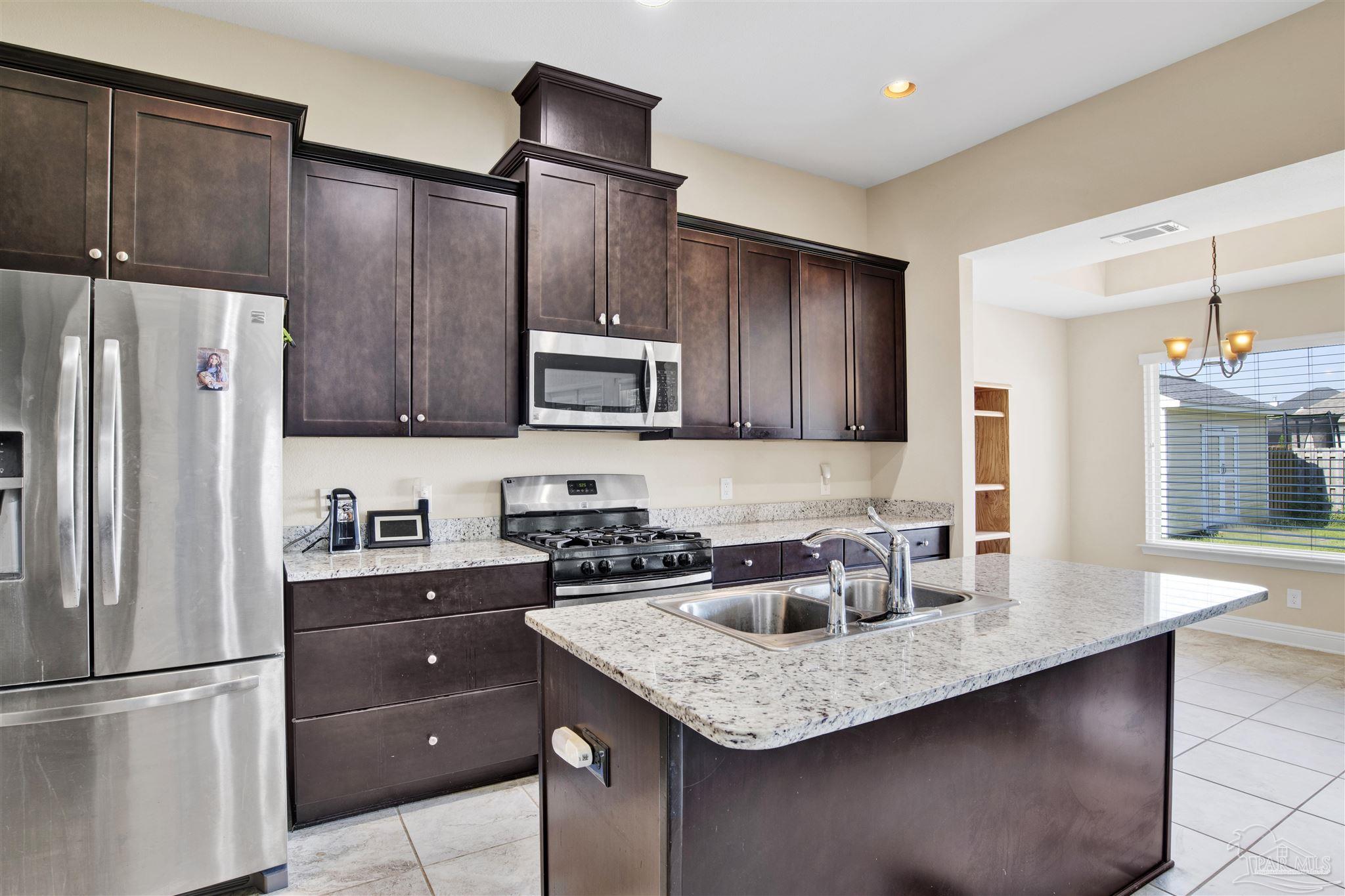 7761 Fieldcrest Ct