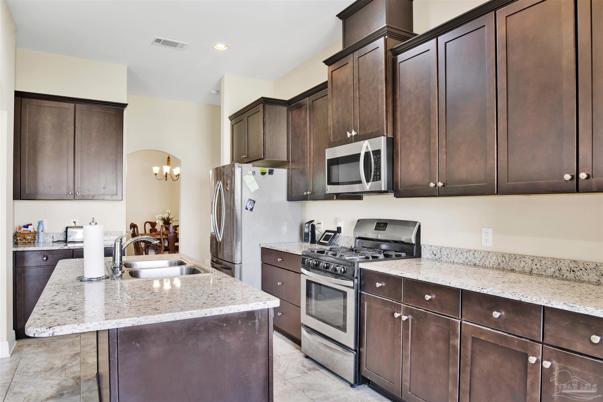 7761 Fieldcrest Ct