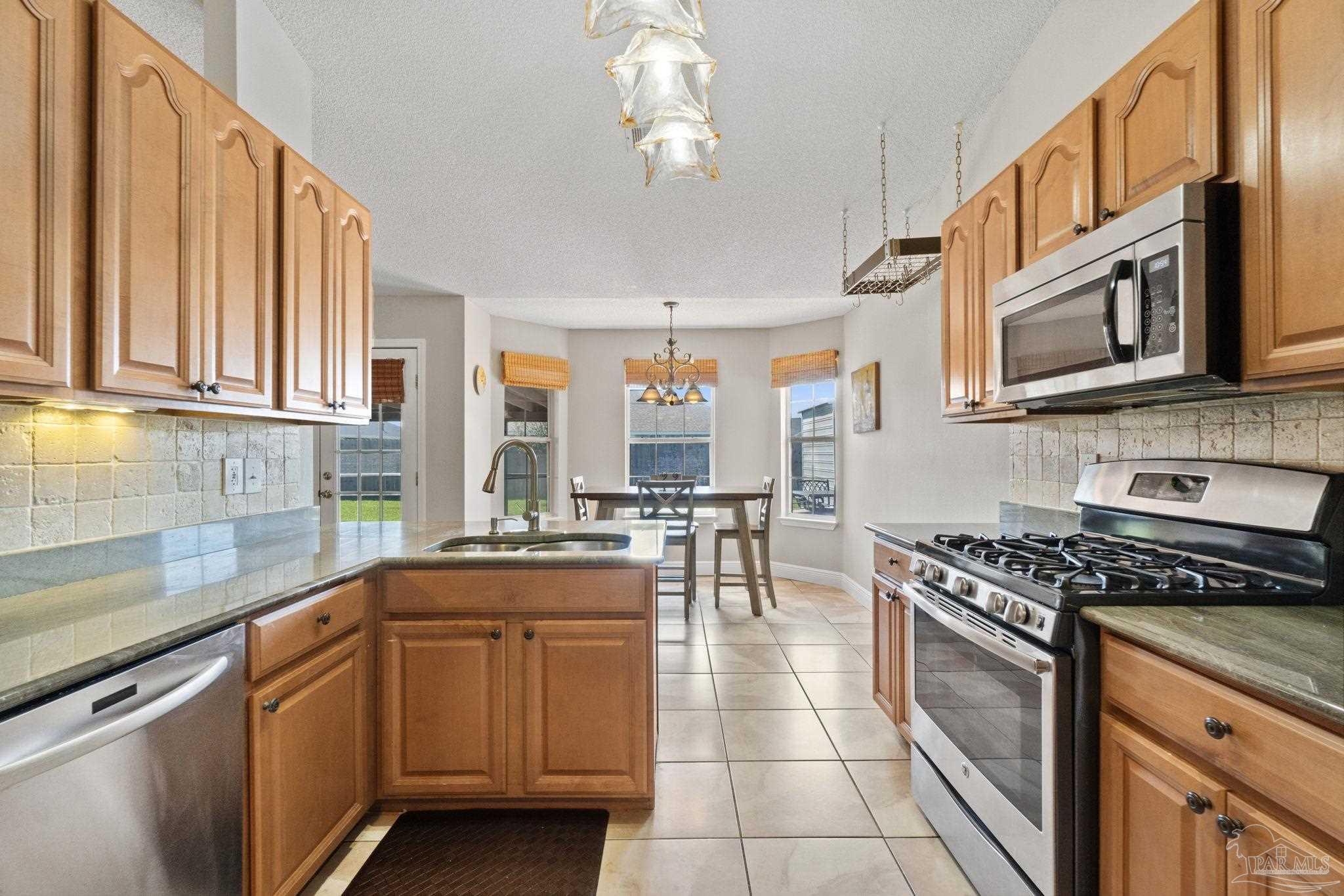 1223 Bartram Ln