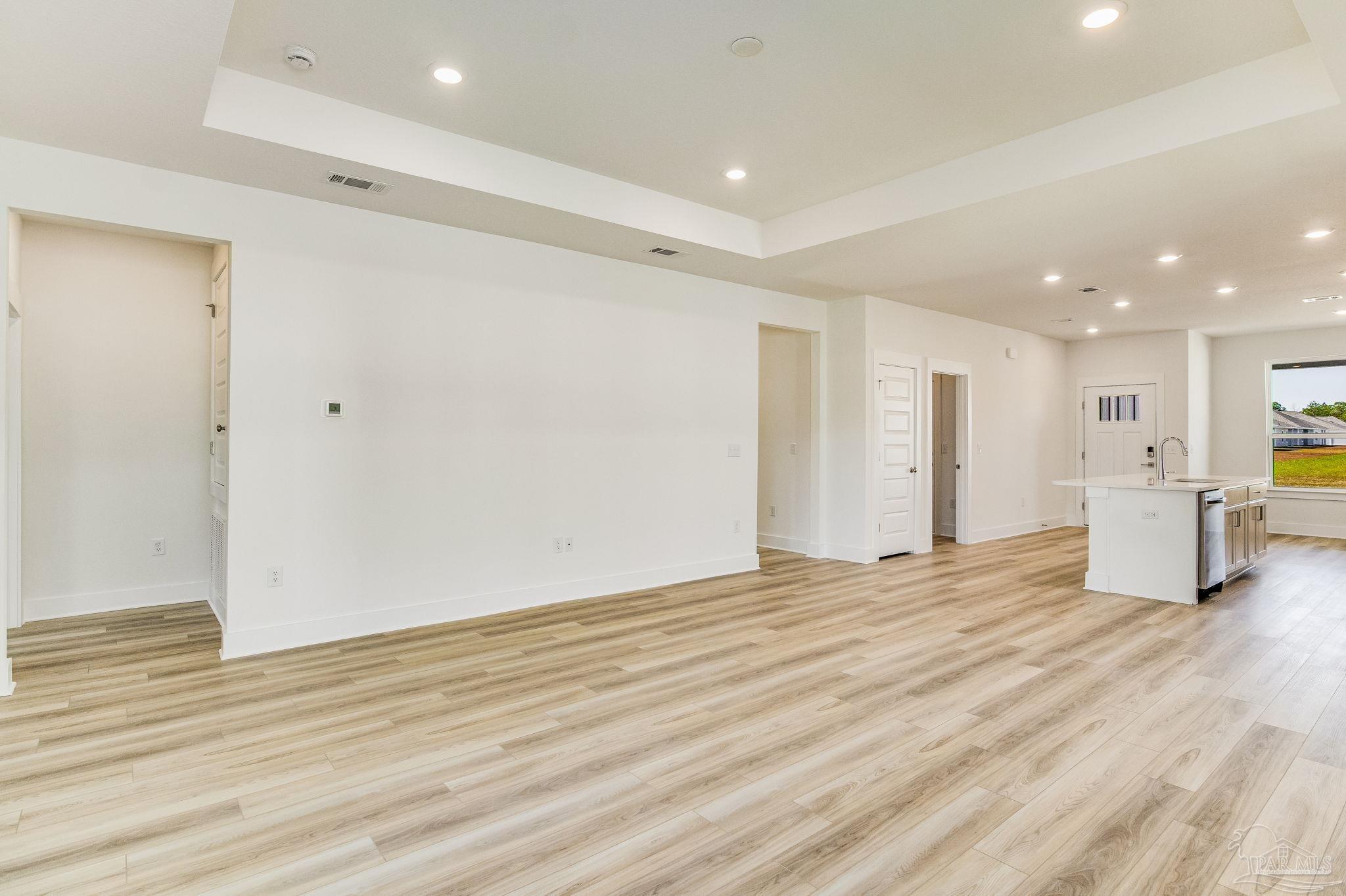 6641 Sun Tree Cir LOT 4C