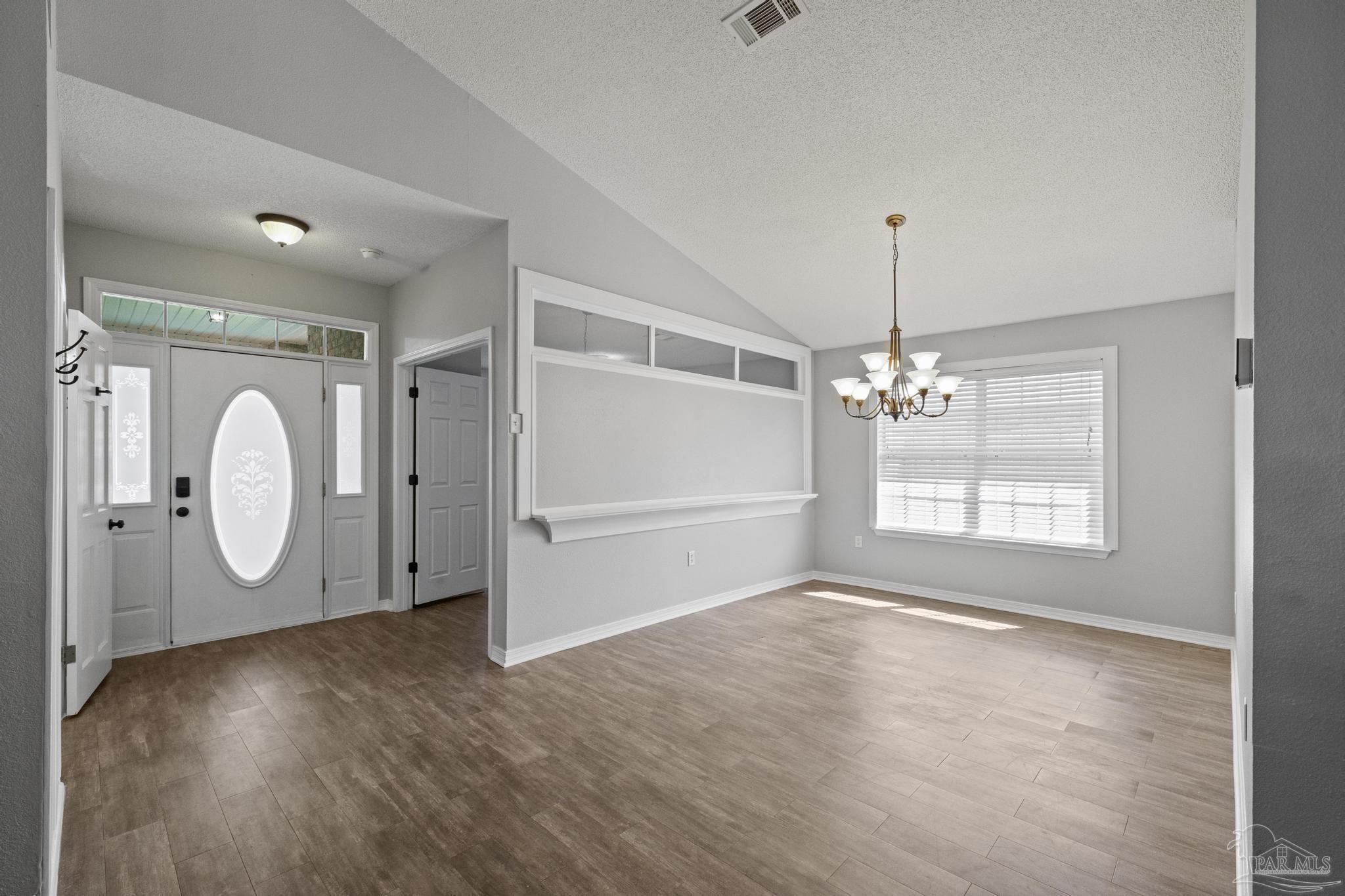 3061 Illinois Pl