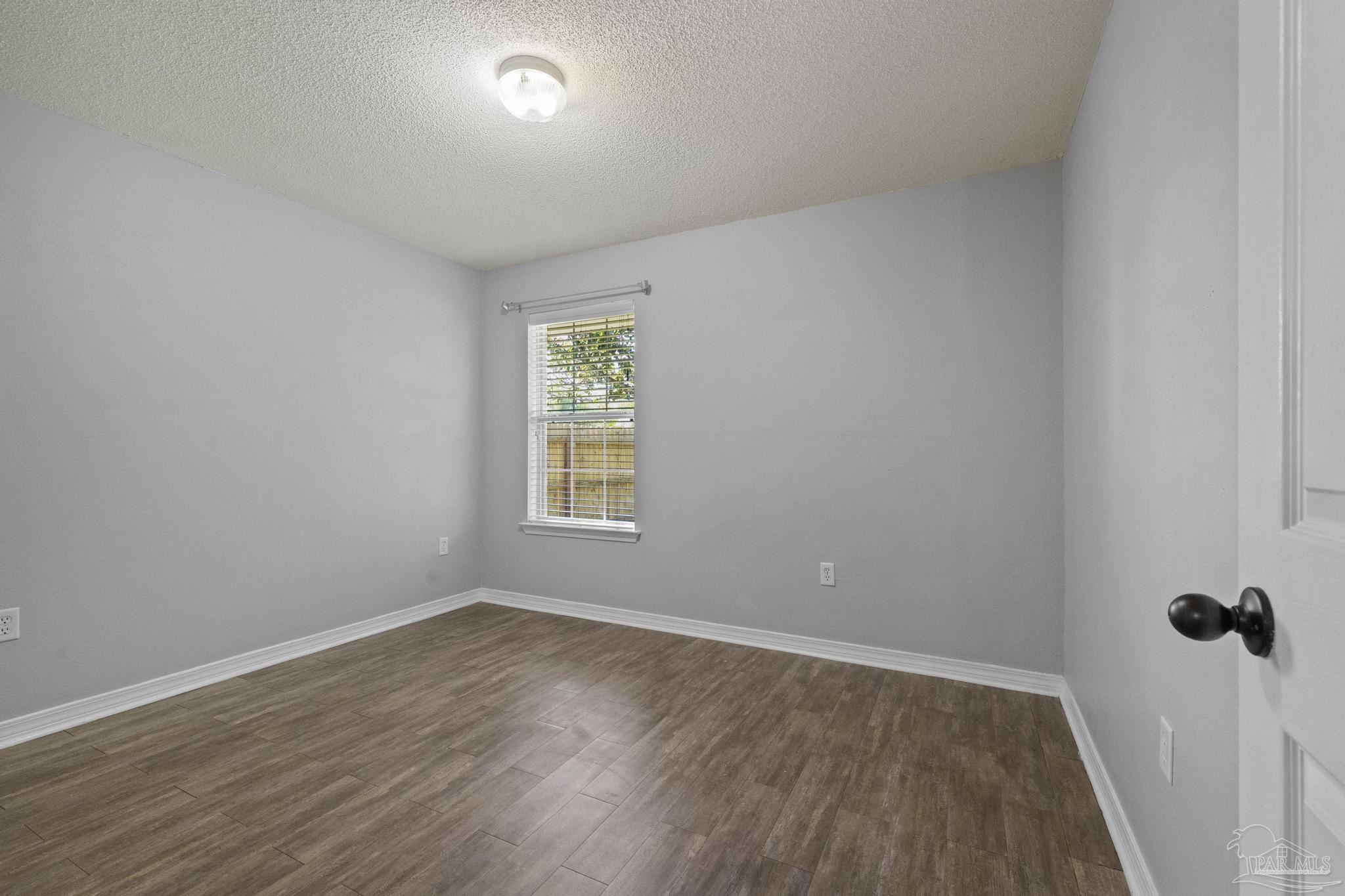 3061 Illinois Pl