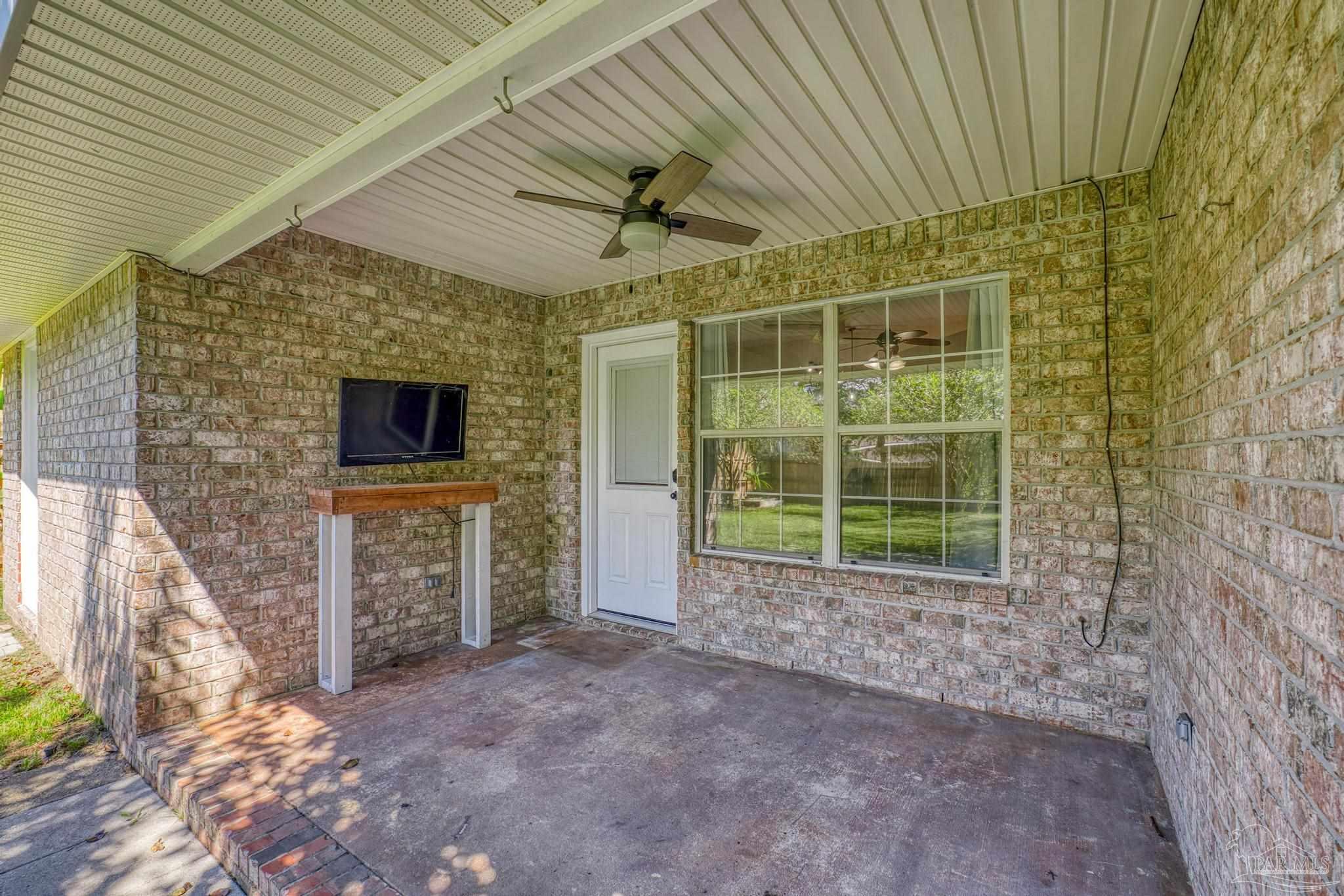 3061 Illinois Pl