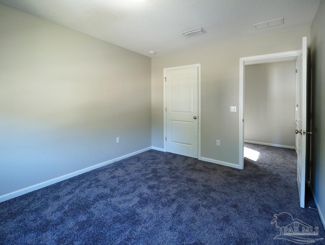 203 Creekview Dr
