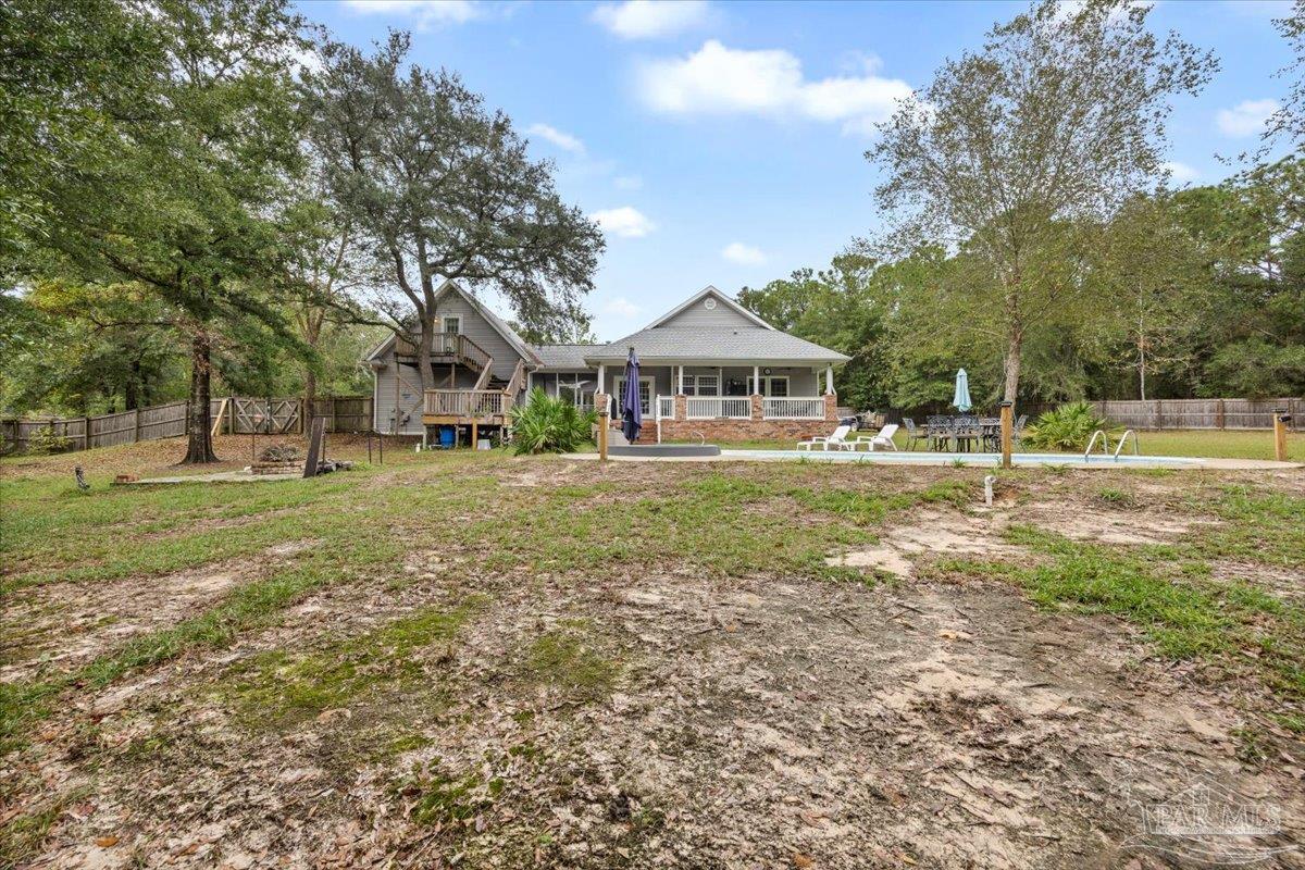 5763 White Oak Ln