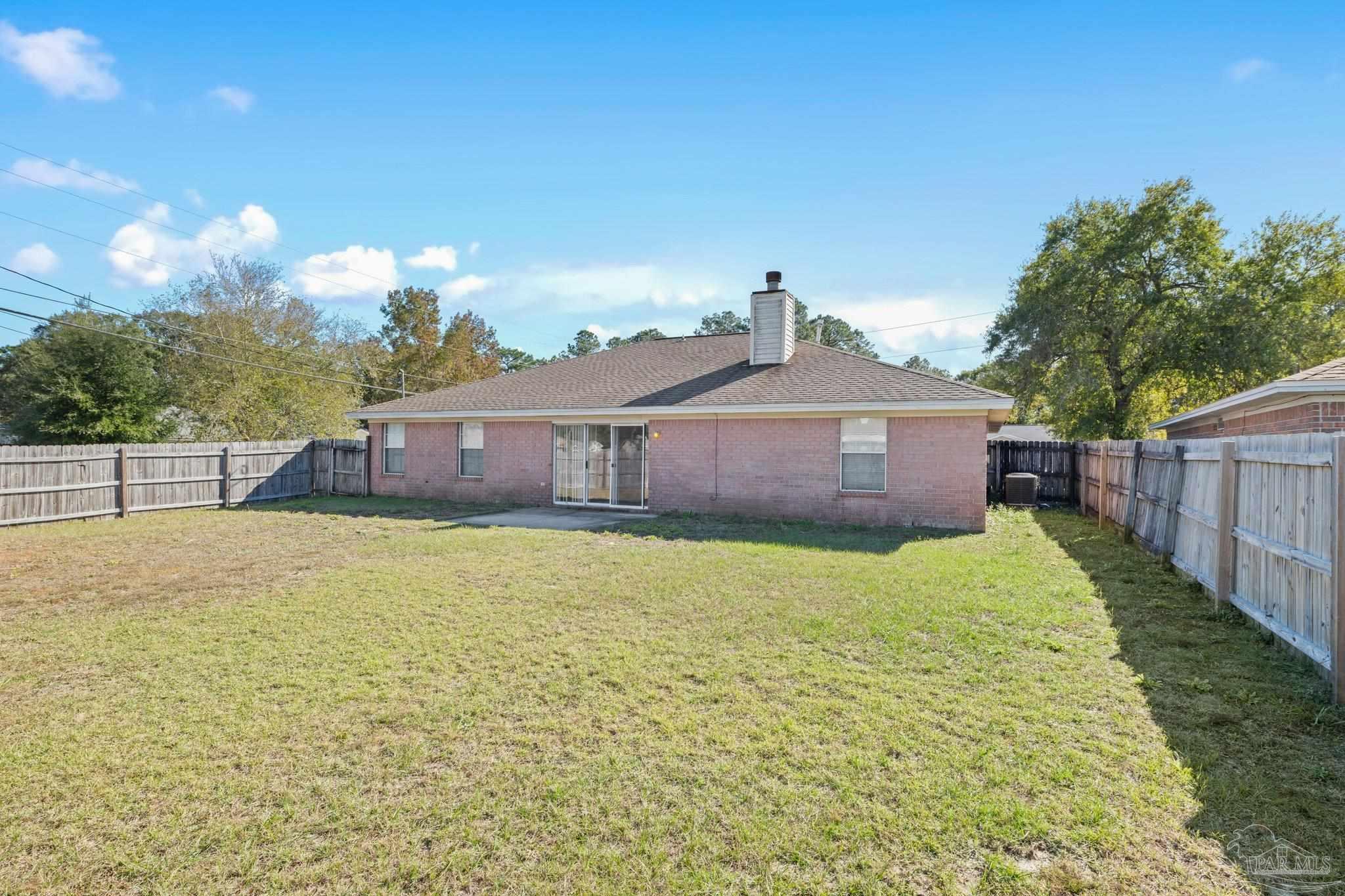 9000 Bluebay Ln