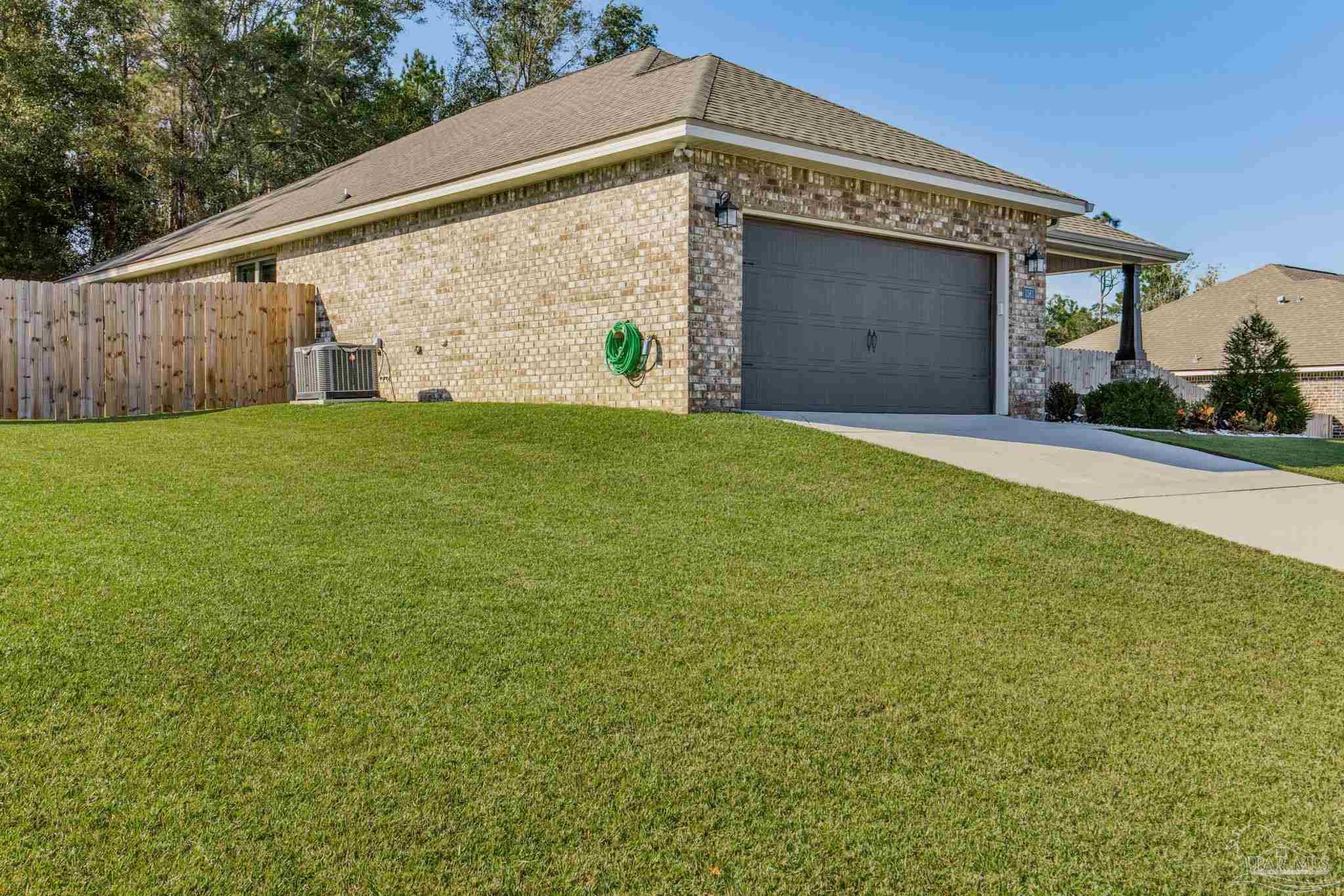 1561 Hollow Point Dr